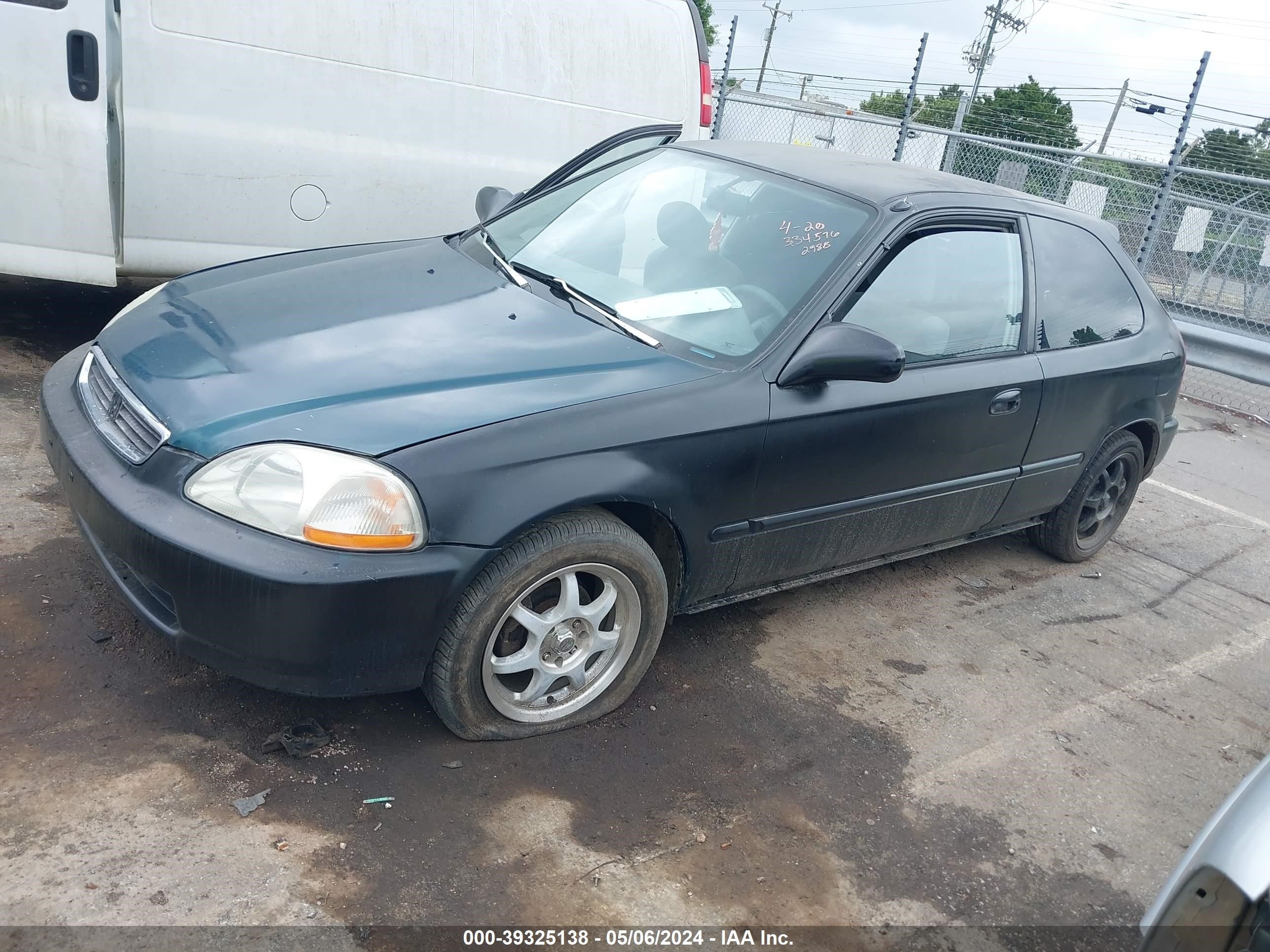 Photo 1 VIN: 2HGEJ6427VH122988 - HONDA CIVIC 