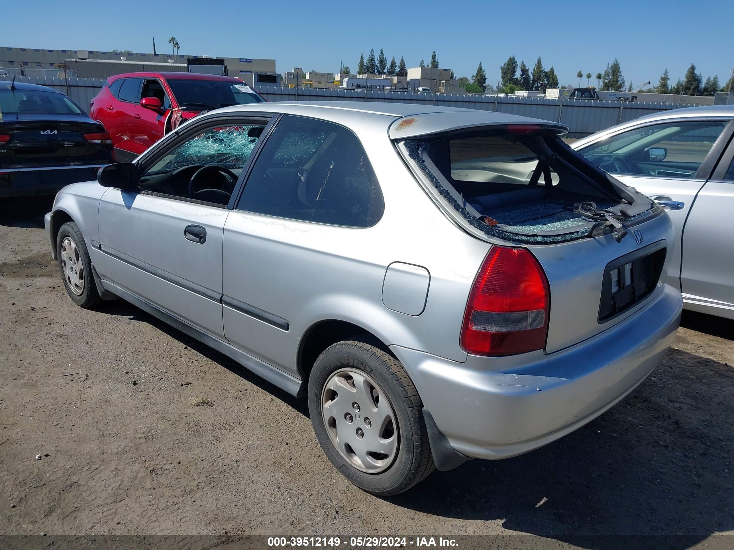 Photo 2 VIN: 2HGEJ6446YH111891 - HONDA CIVIC 