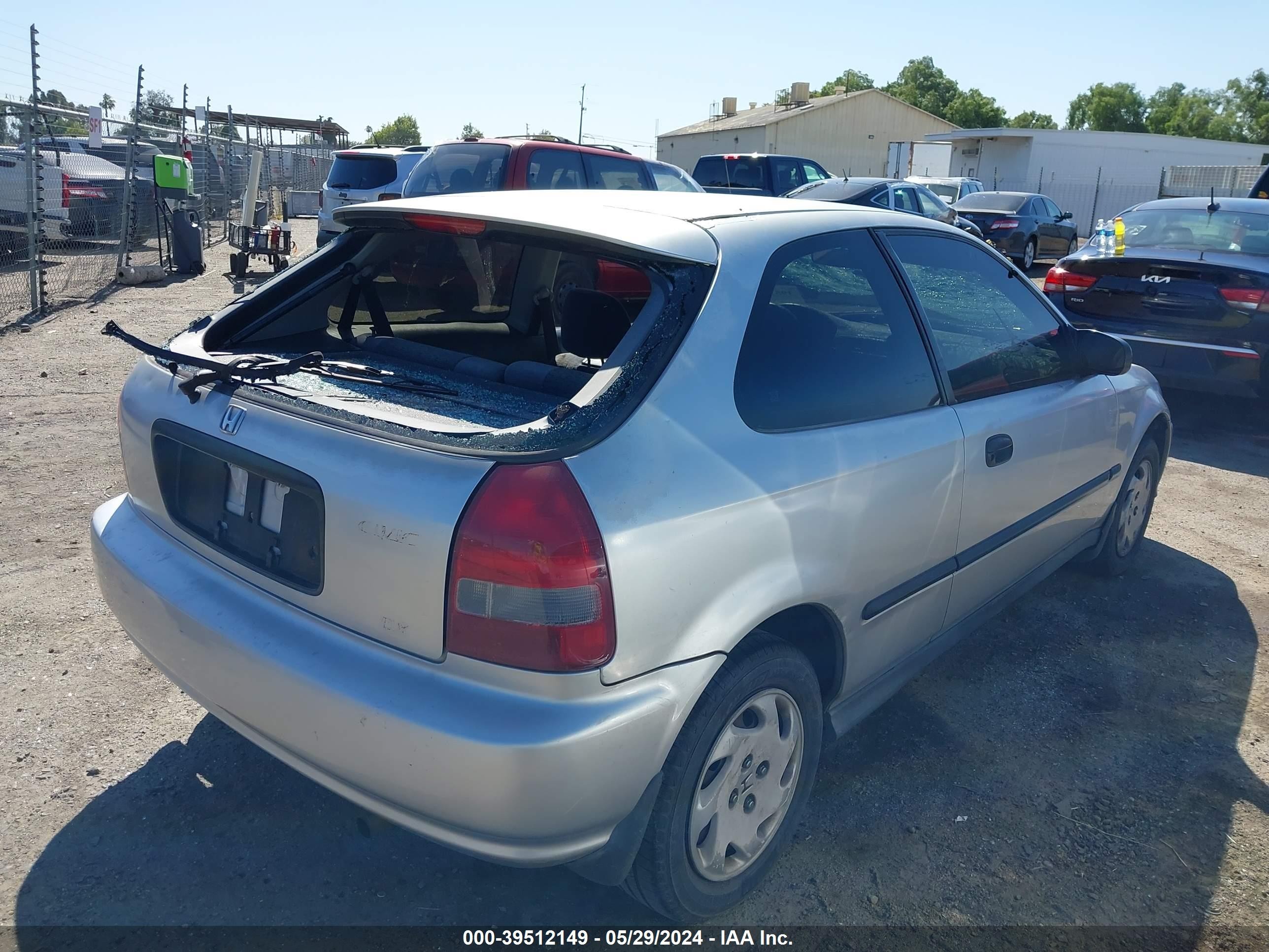 Photo 3 VIN: 2HGEJ6446YH111891 - HONDA CIVIC 