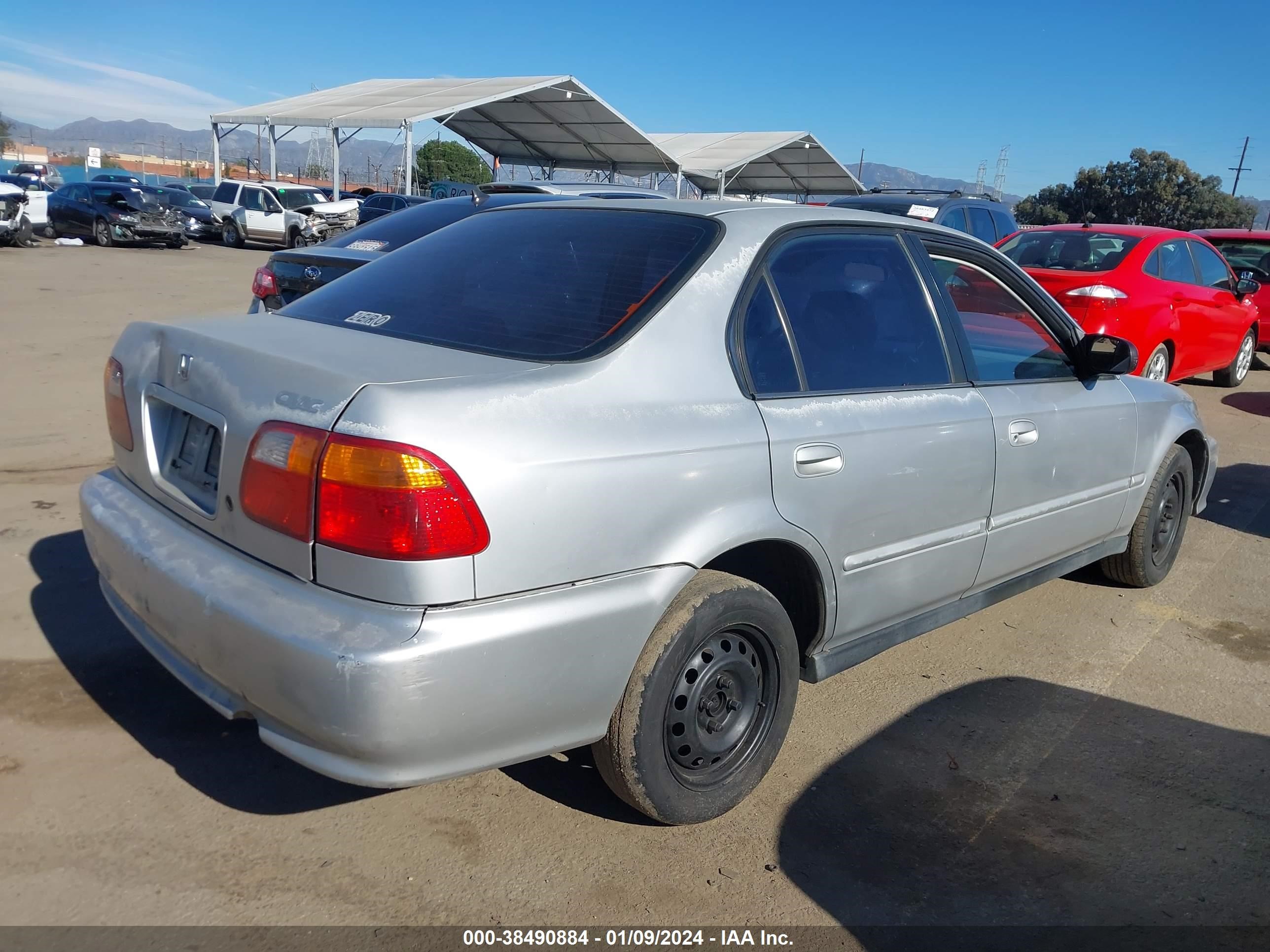 Photo 3 VIN: 2HGEJ6612XH584897 - HONDA CIVIC 