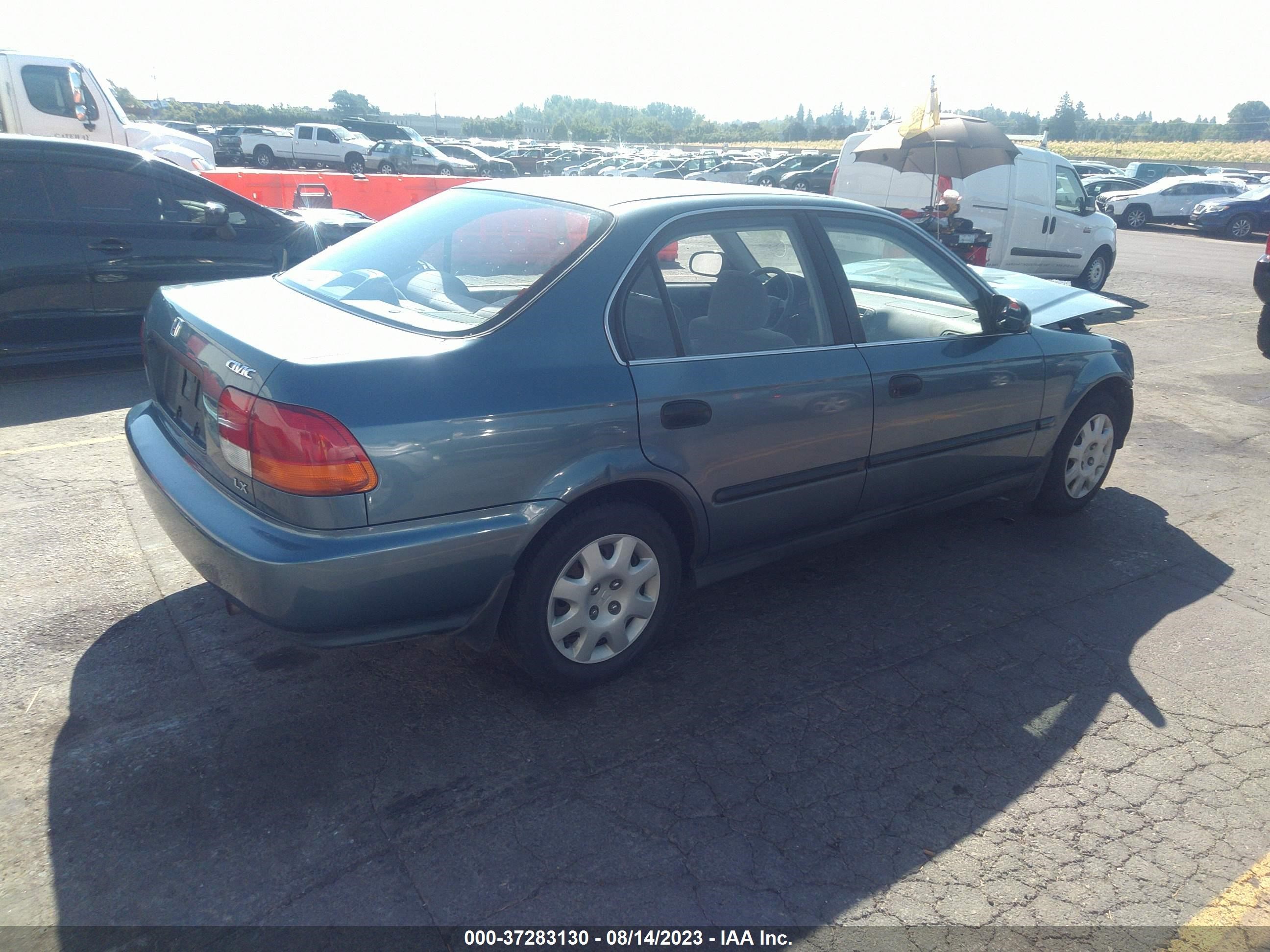 Photo 3 VIN: 2HGEJ6673WH628117 - HONDA CIVIC 