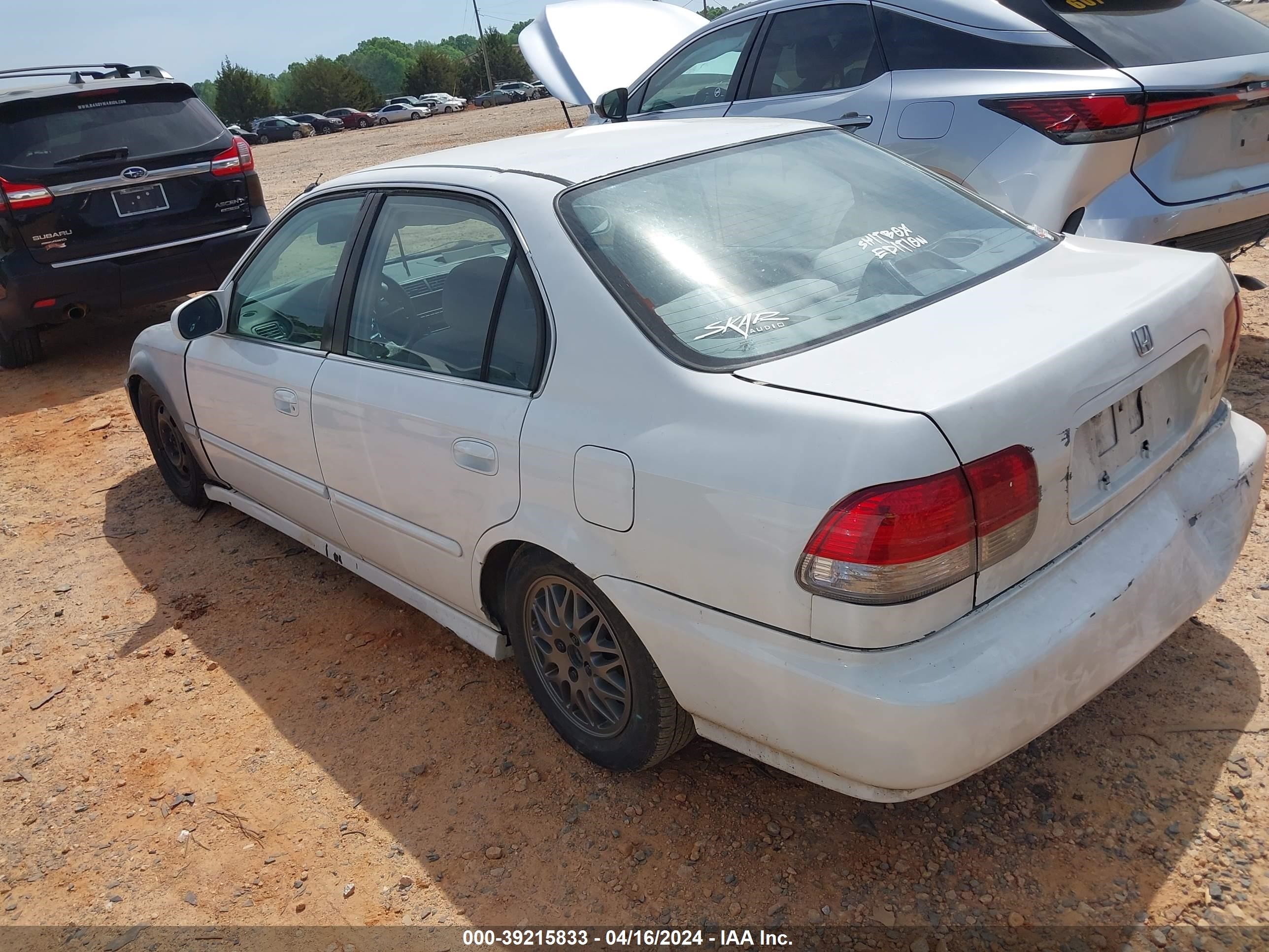 Photo 2 VIN: 2HGEJ6674VH559758 - HONDA CIVIC 