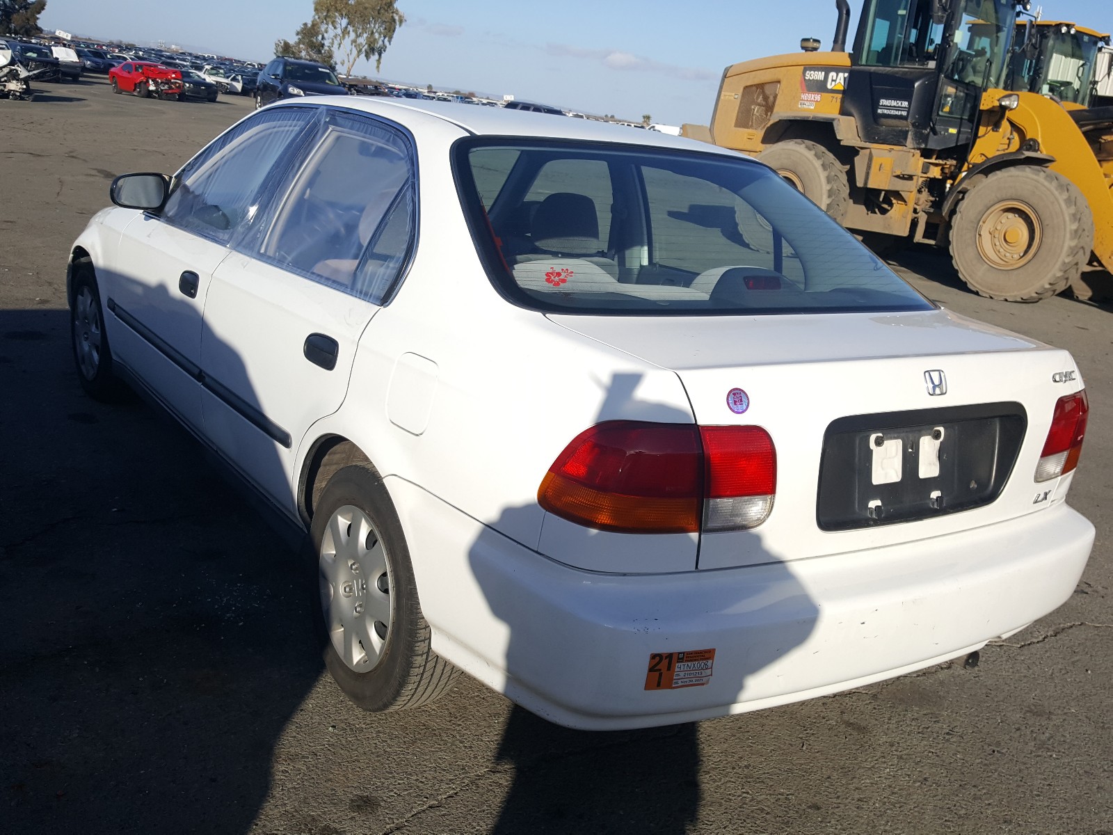 Photo 2 VIN: 2HGEJ6677WH564423 - HONDA CIVIC LX 