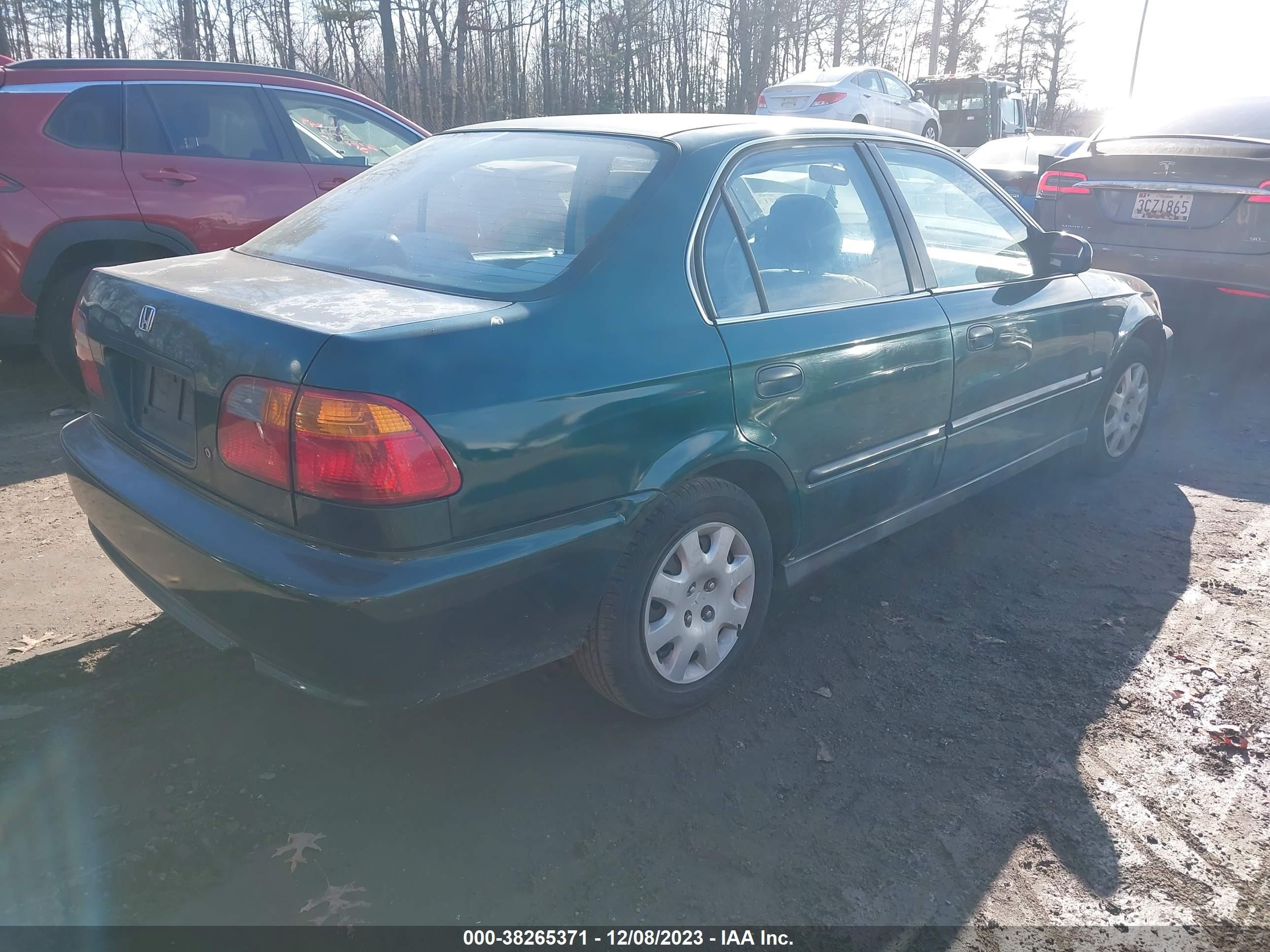 Photo 3 VIN: 2HGEJ6678XH570667 - HONDA CIVIC 