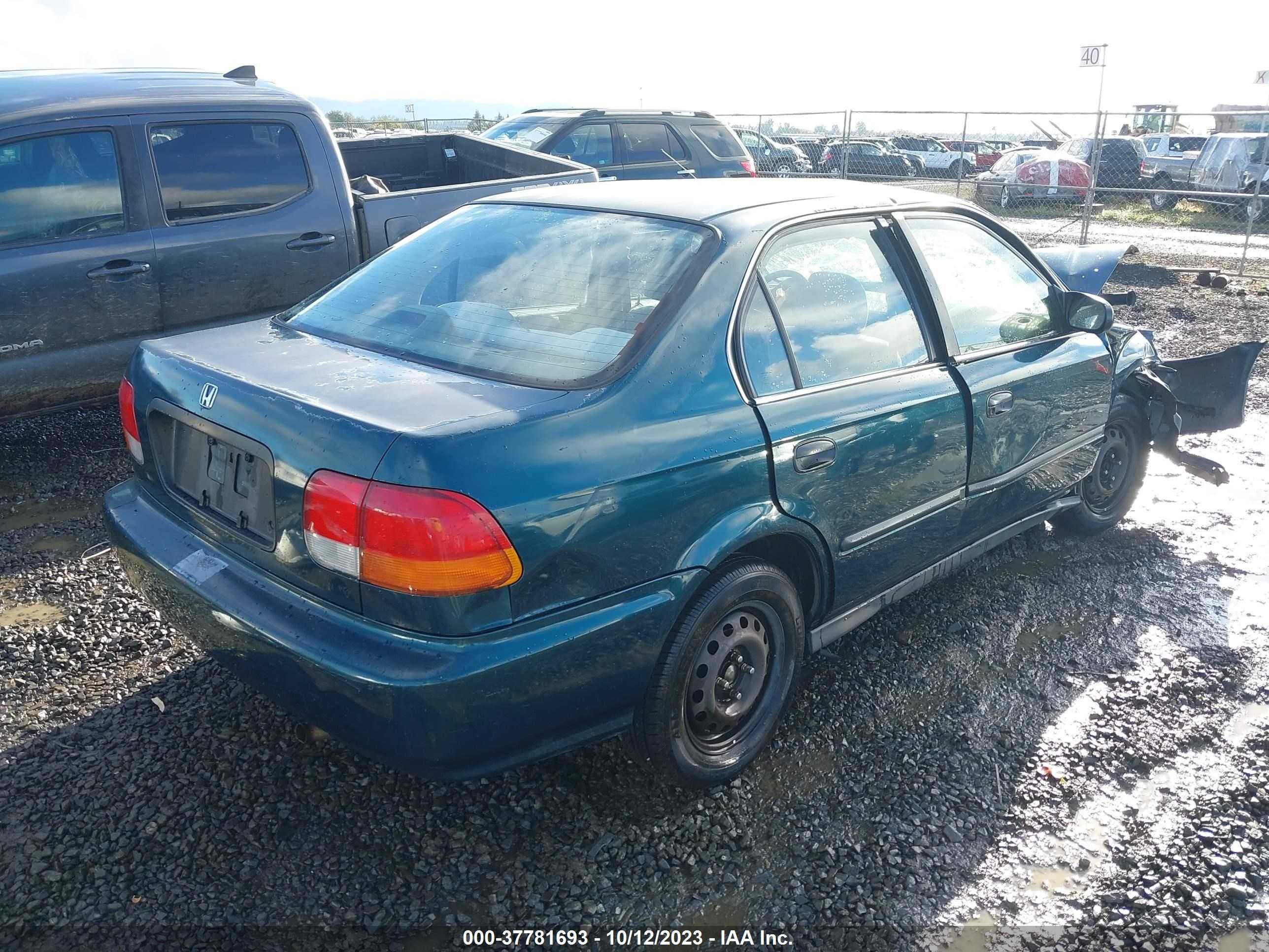 Photo 3 VIN: 2HGEJ667XVH544956 - HONDA CIVIC 