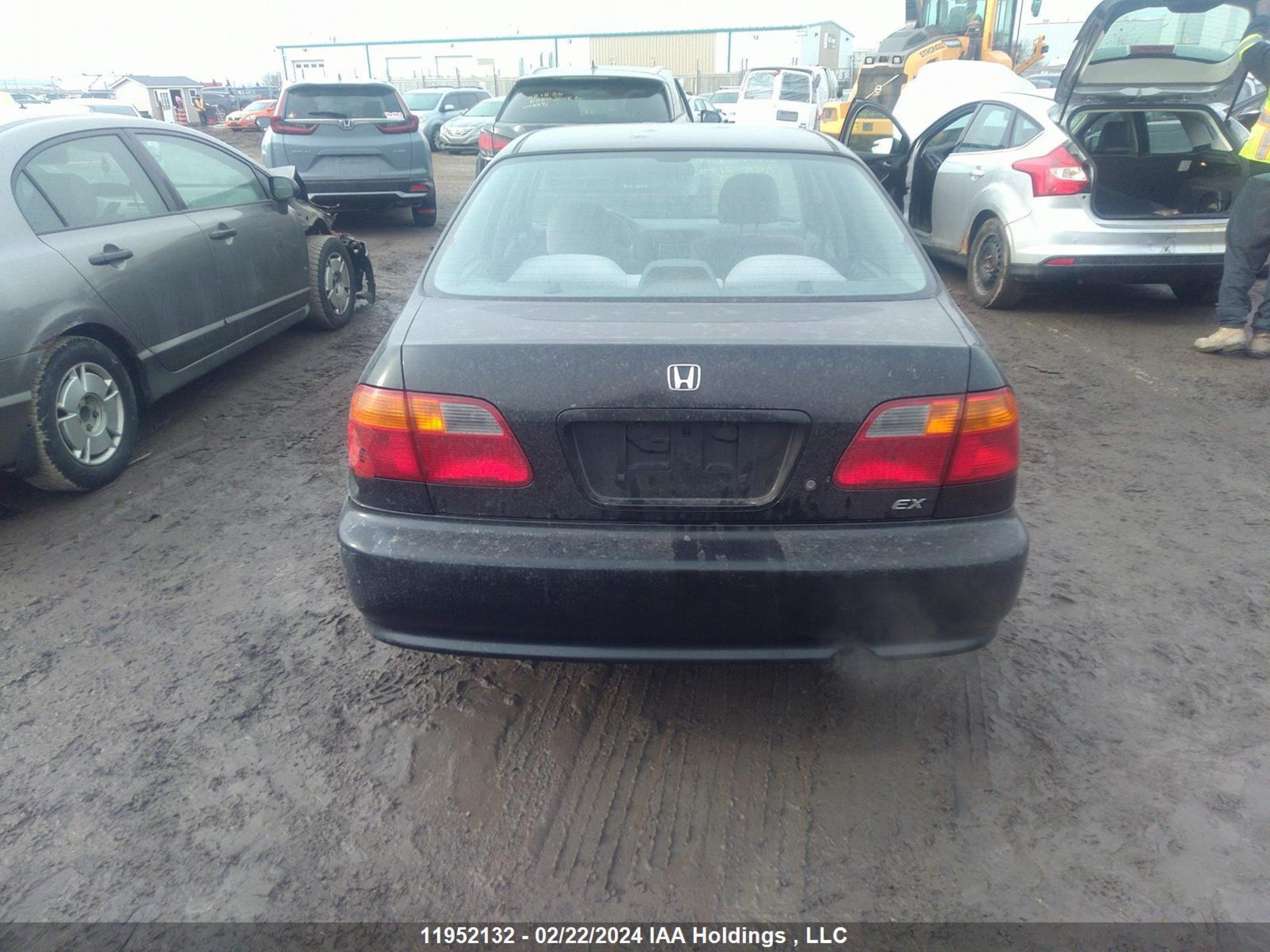 Photo 15 VIN: 2HGEJ6681YH907139 - HONDA CIVIC 