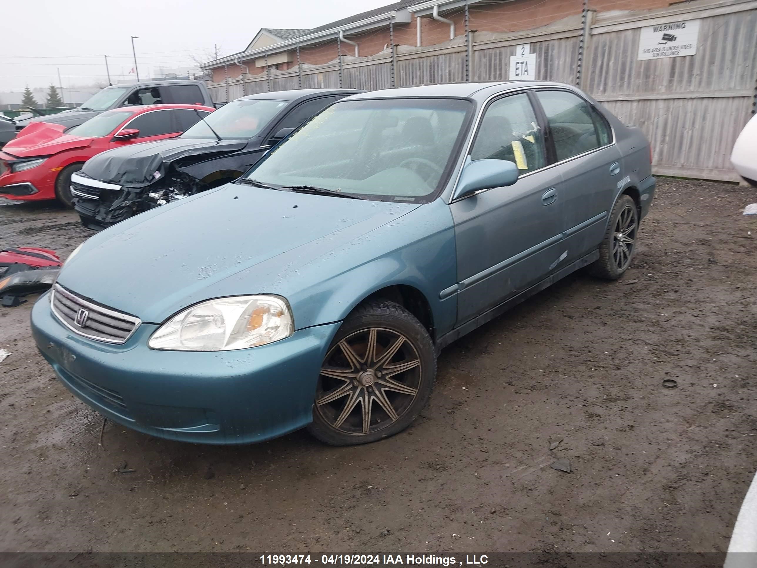 Photo 1 VIN: 2HGEJ6683XH924670 - HONDA CIVIC 