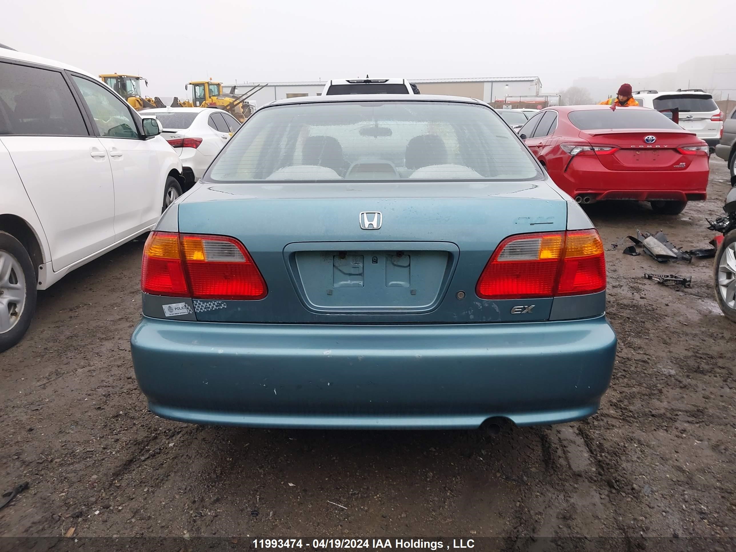 Photo 14 VIN: 2HGEJ6683XH924670 - HONDA CIVIC 