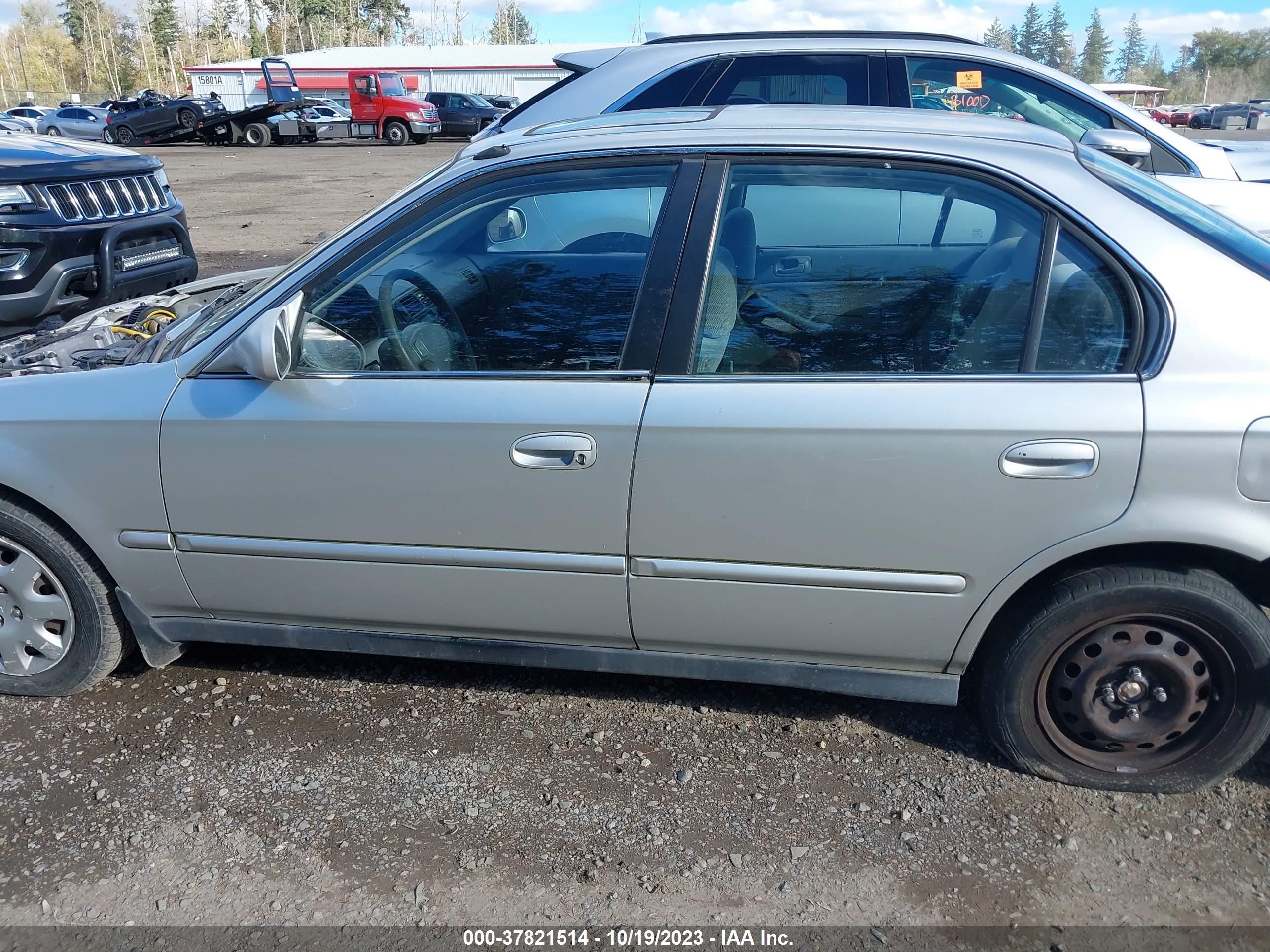 Photo 13 VIN: 2HGEJ8546TH549880 - HONDA CIVIC 