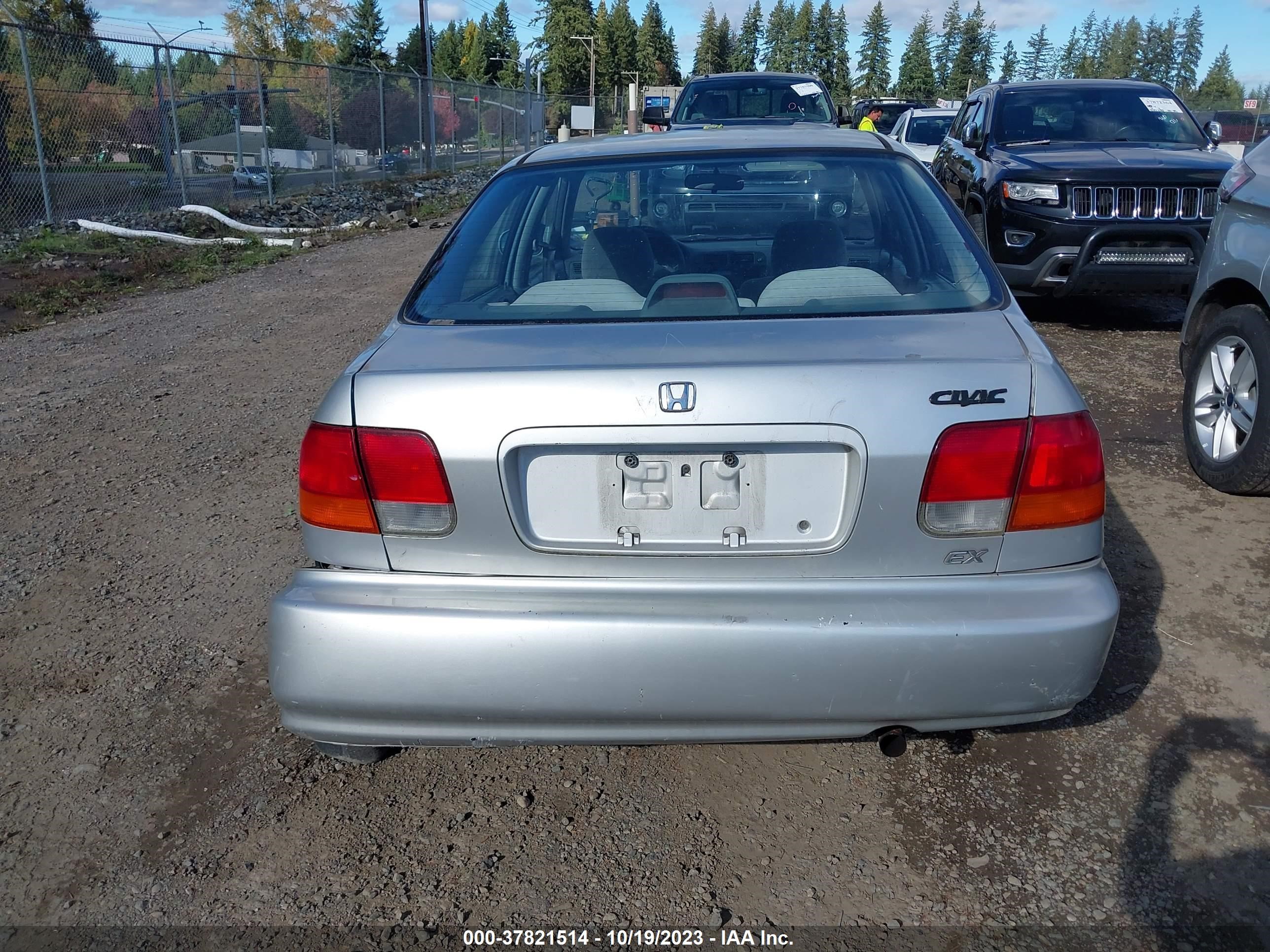 Photo 15 VIN: 2HGEJ8546TH549880 - HONDA CIVIC 