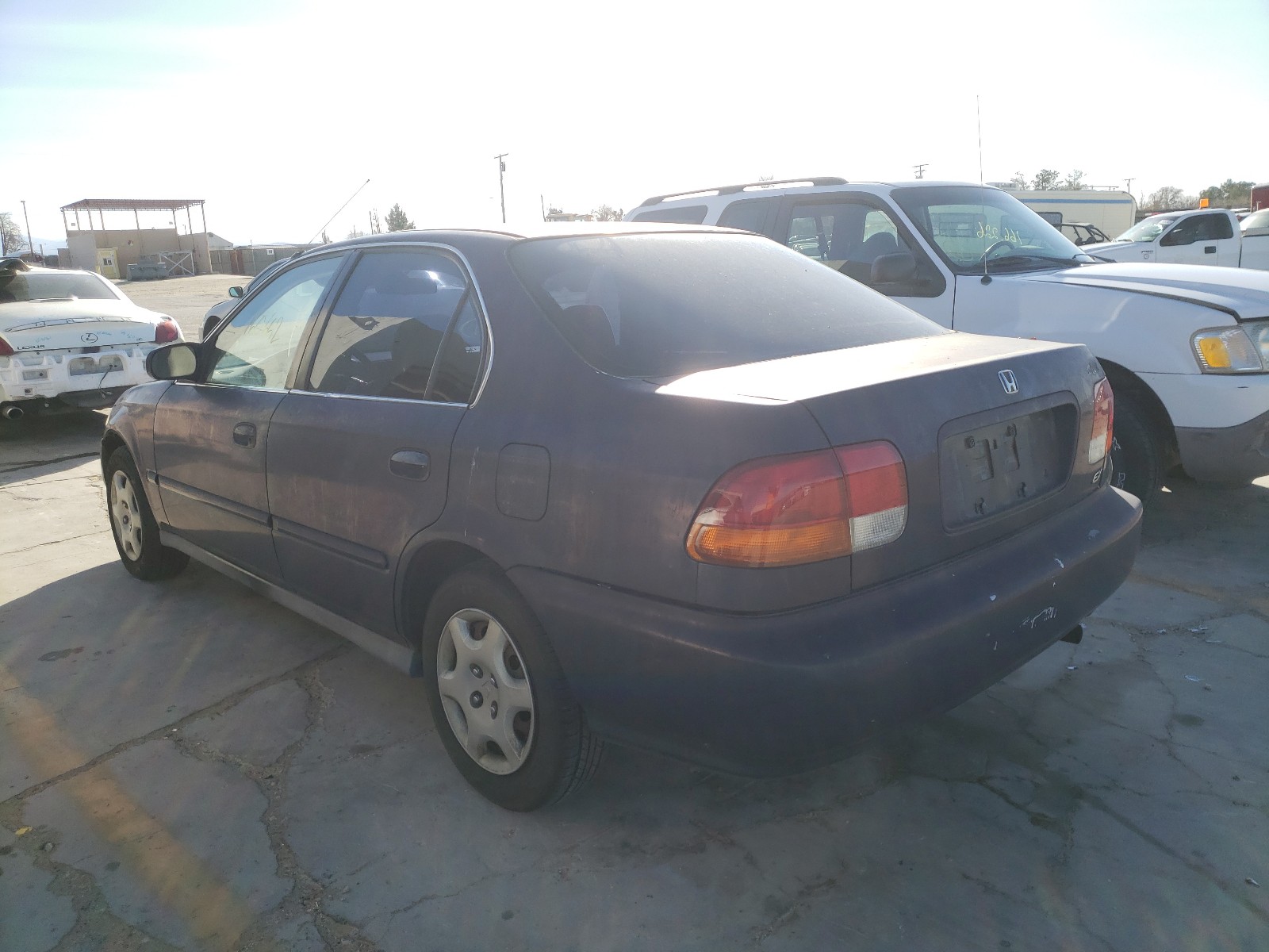 Photo 2 VIN: 2HGEJ8644TH525625 - HONDA CIVIC EX 