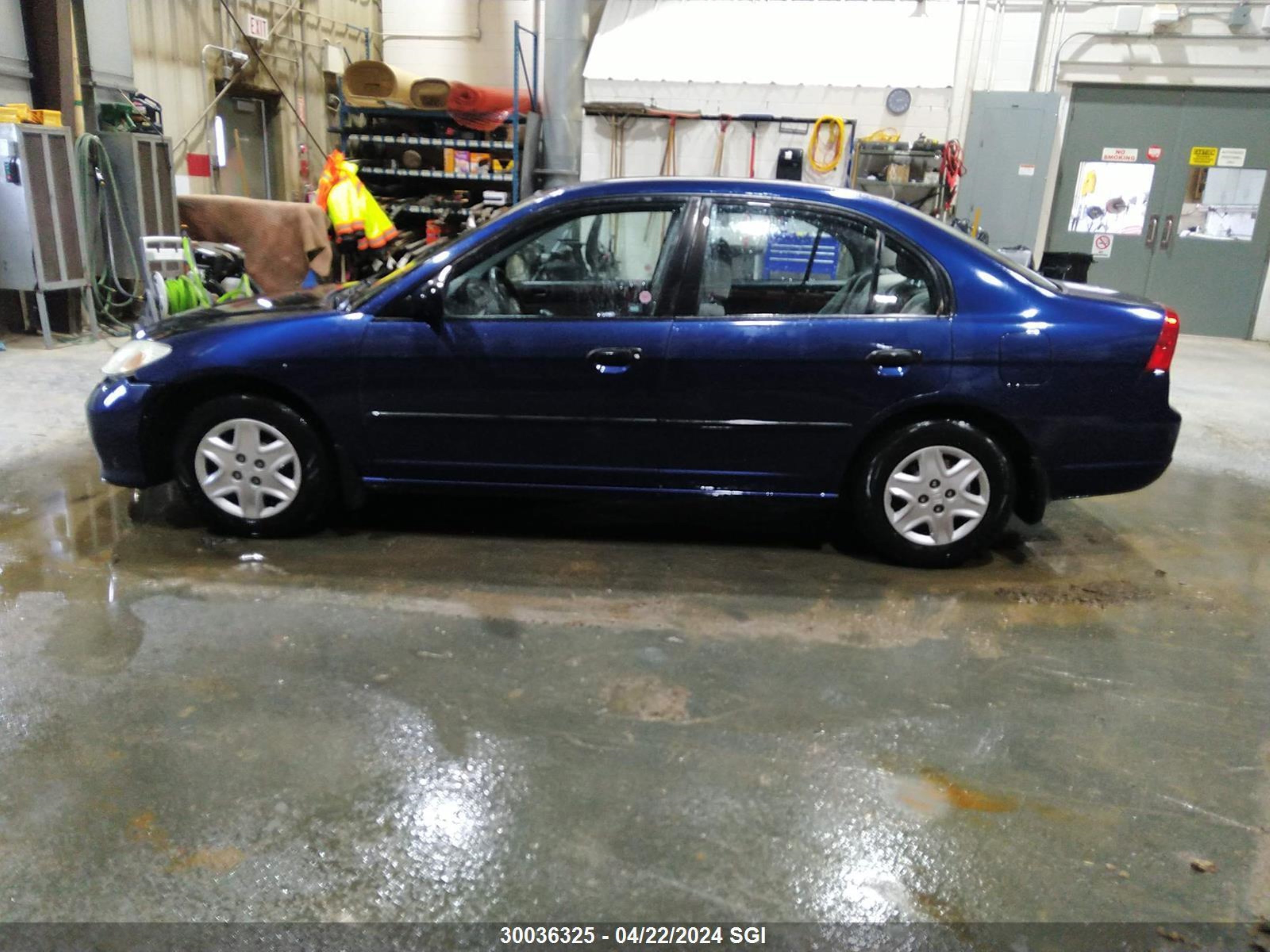 Photo 13 VIN: 2HGES15355H041284 - HONDA CIVIC 