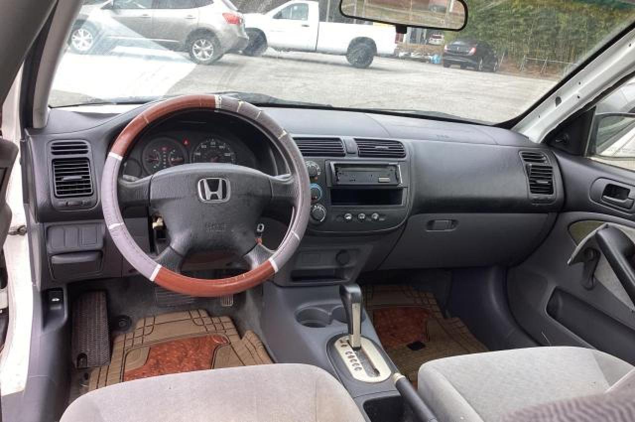 Photo 8 VIN: 2HGES16221H597956 - HONDA CIVIC 