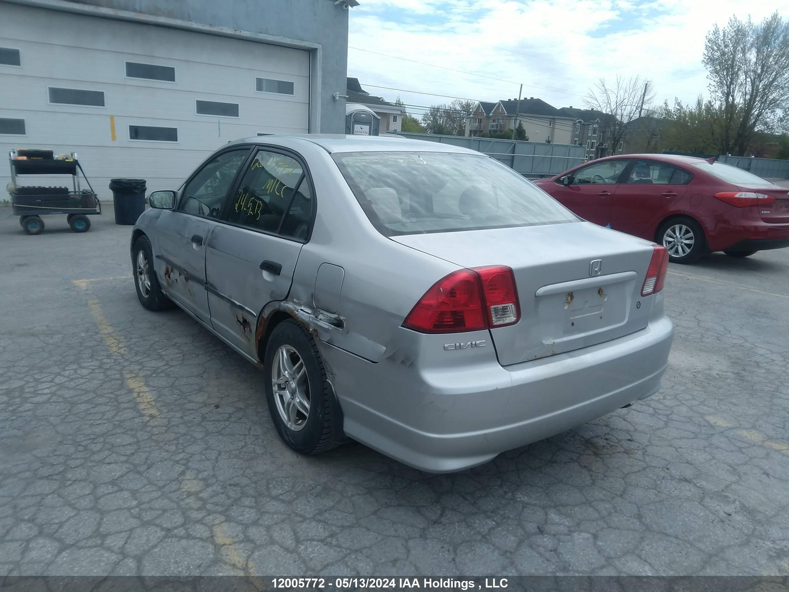 Photo 2 VIN: 2HGES16305H032118 - HONDA CIVIC 