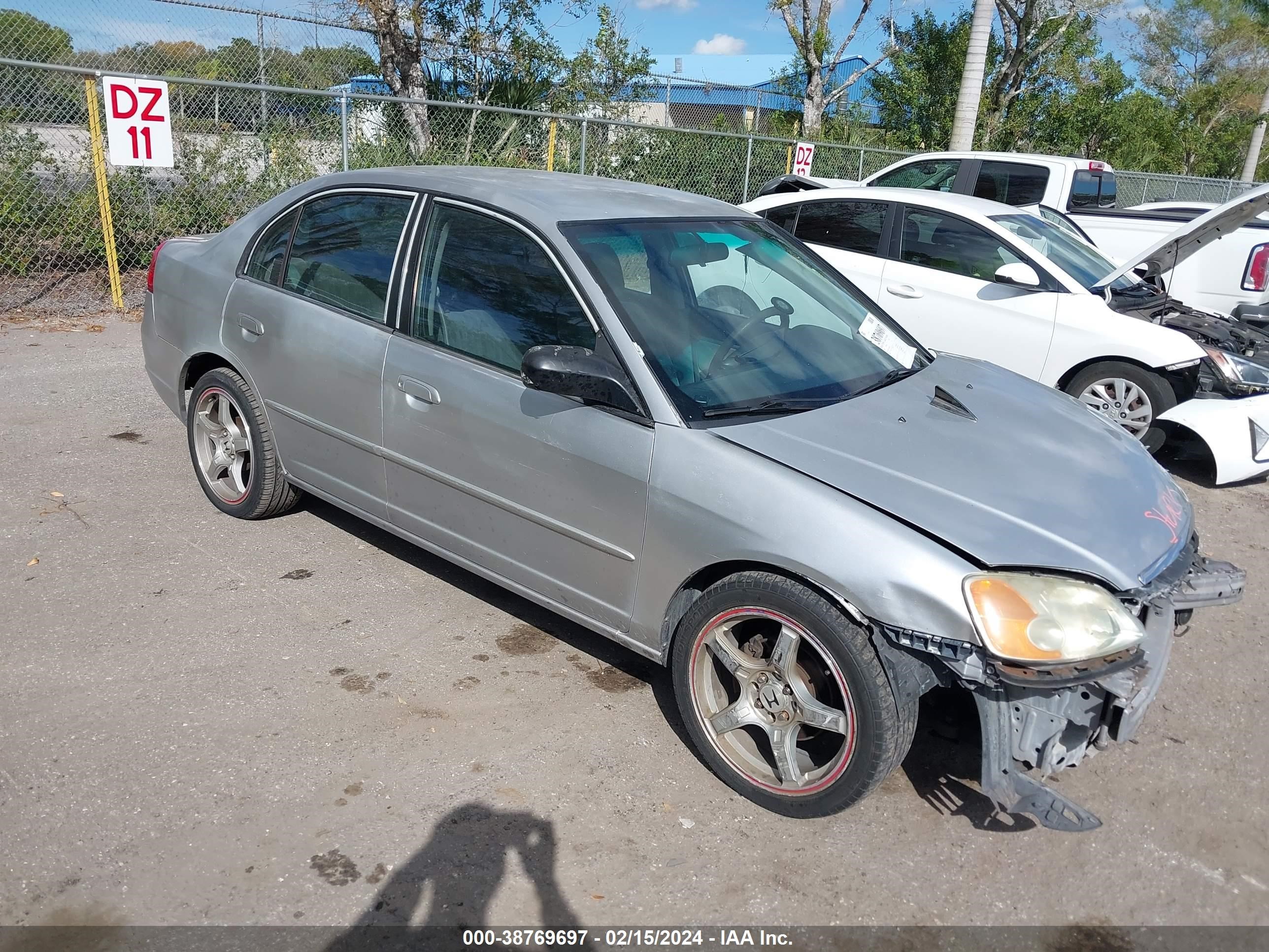 Photo 0 VIN: 2HGES16503H510682 - HONDA CIVIC 