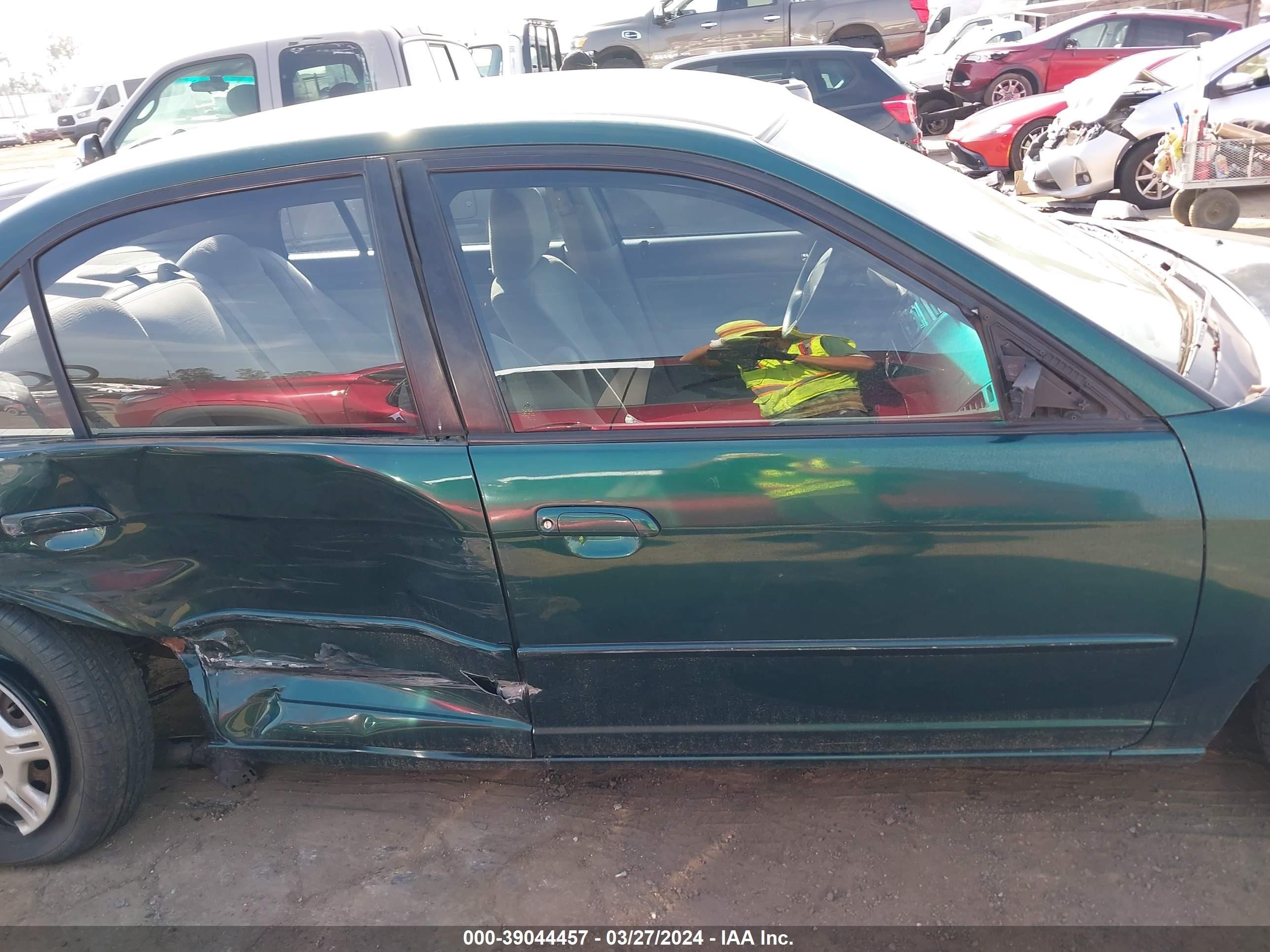 Photo 13 VIN: 2HGES16522H570767 - HONDA CIVIC 