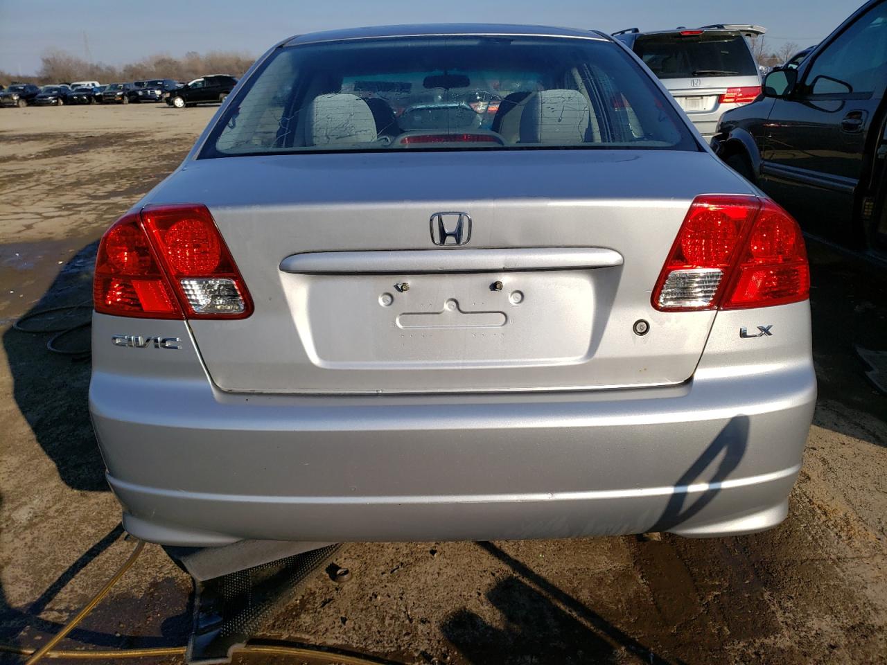 Photo 5 VIN: 2HGES16525H513943 - HONDA CIVIC 