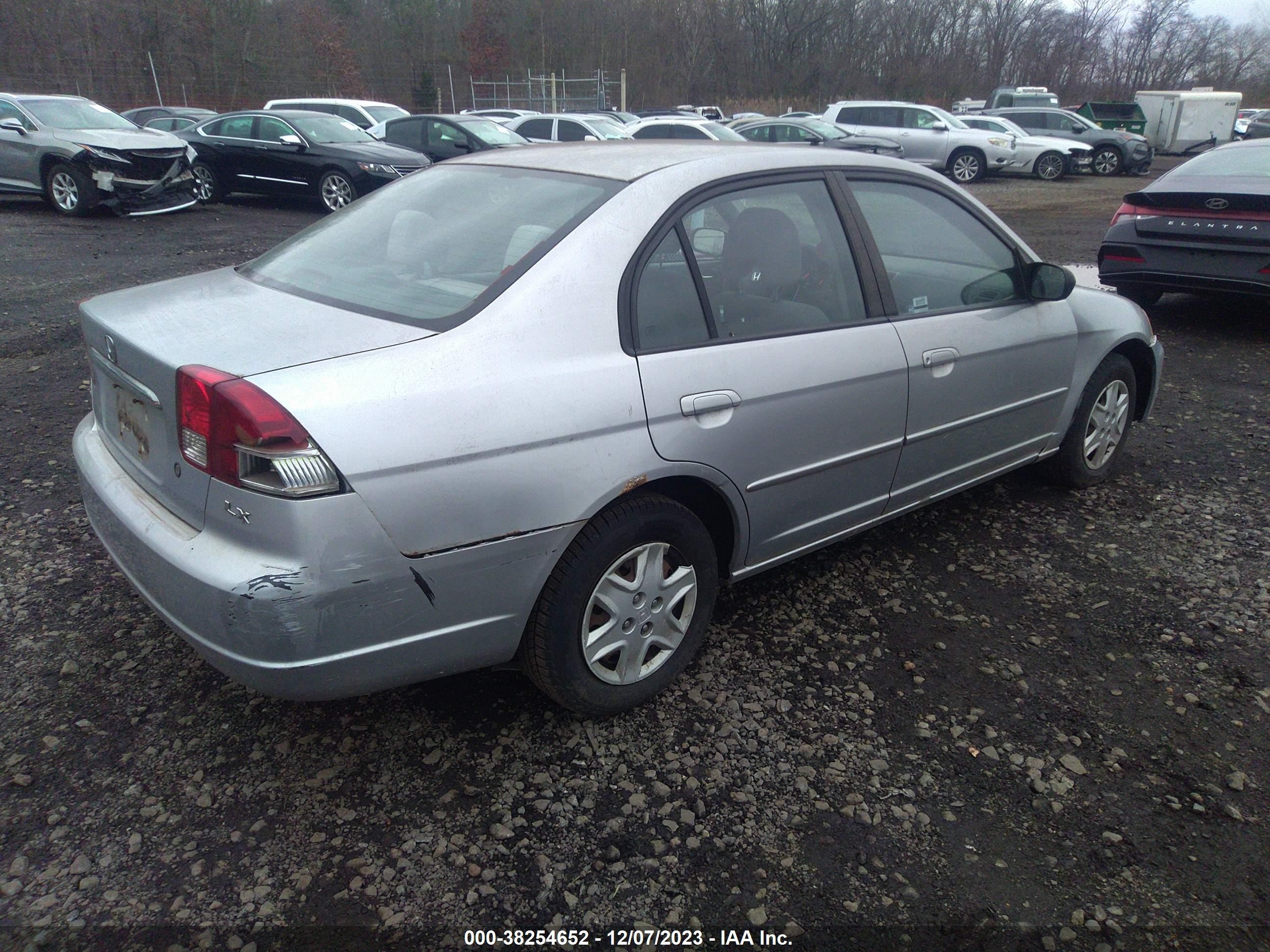 Photo 3 VIN: 2HGES16533H577938 - HONDA CIVIC 