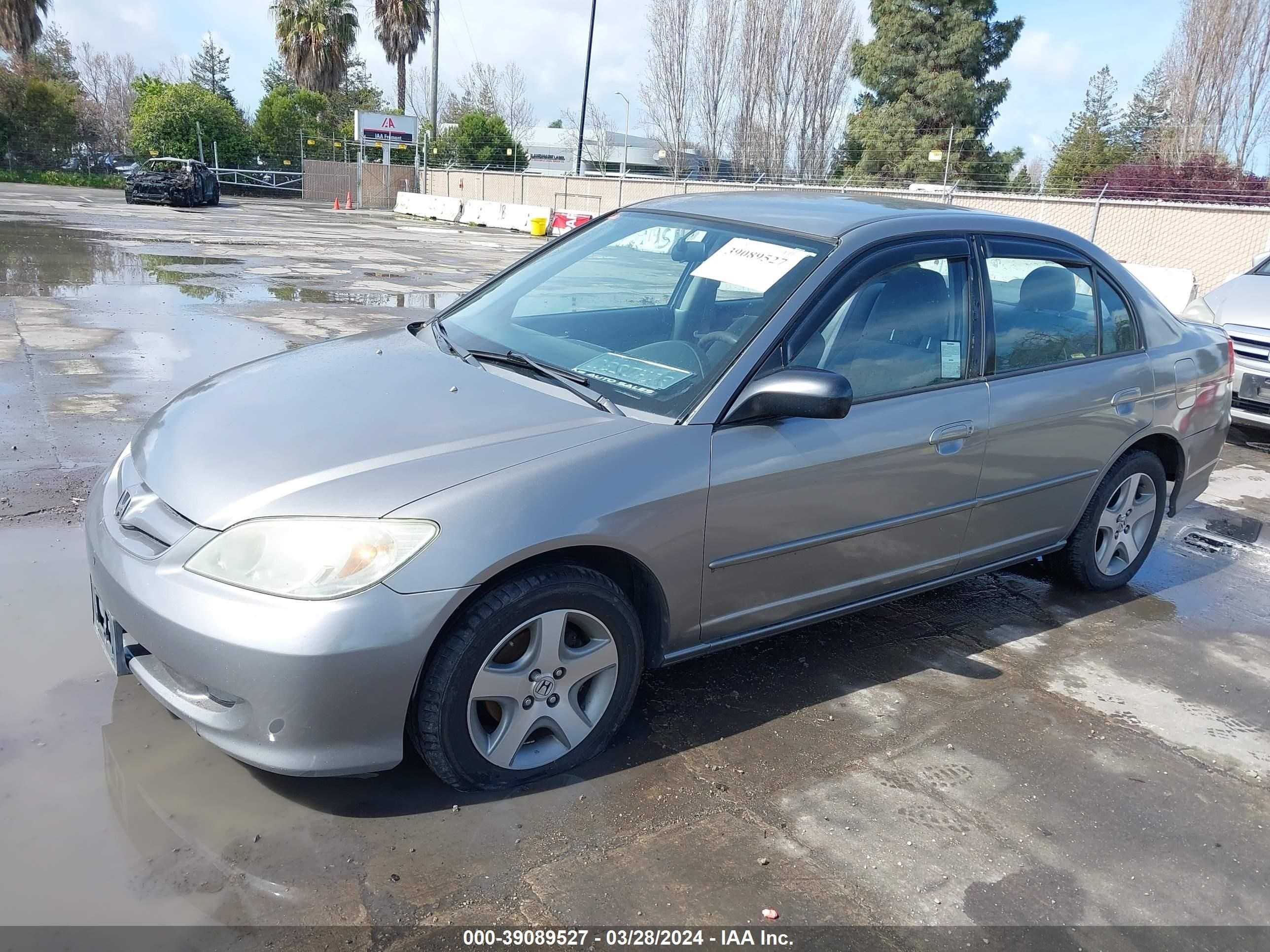 Photo 1 VIN: 2HGES16535H546630 - HONDA CIVIC 