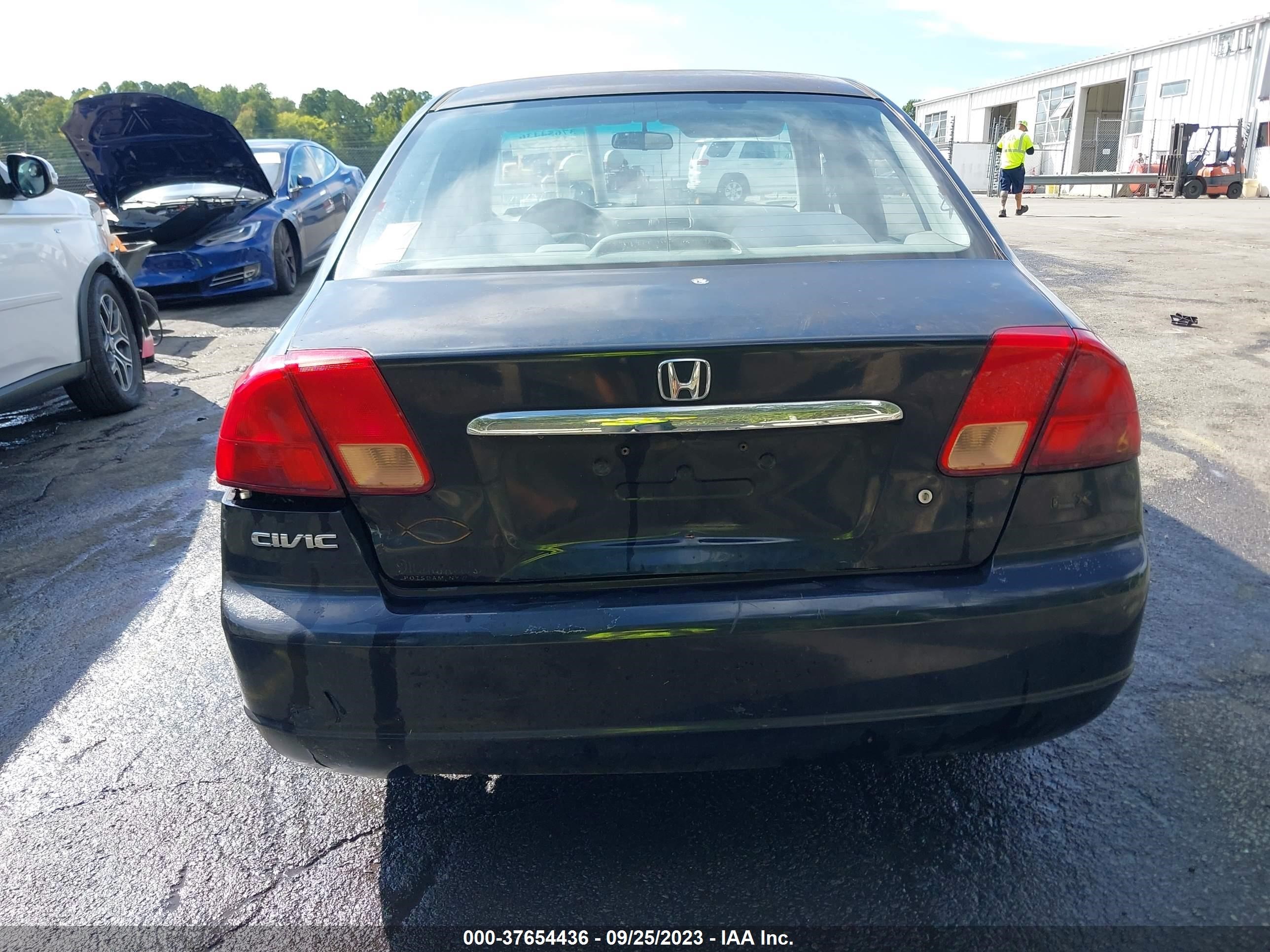 Photo 15 VIN: 2HGES16562H518428 - HONDA CIVIC 