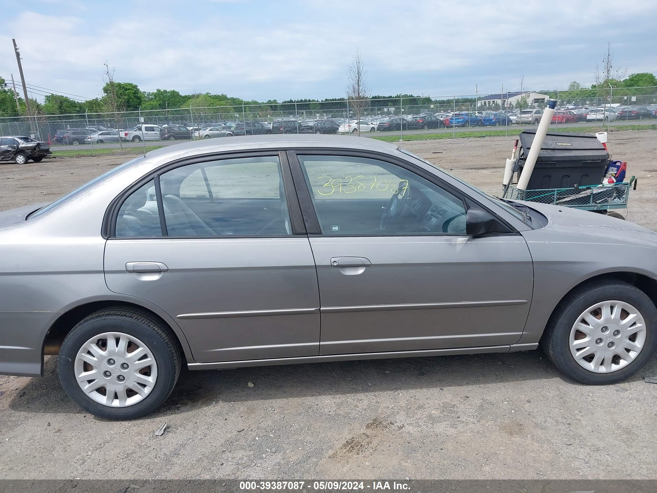 Photo 12 VIN: 2HGES16564H503351 - HONDA CIVIC 