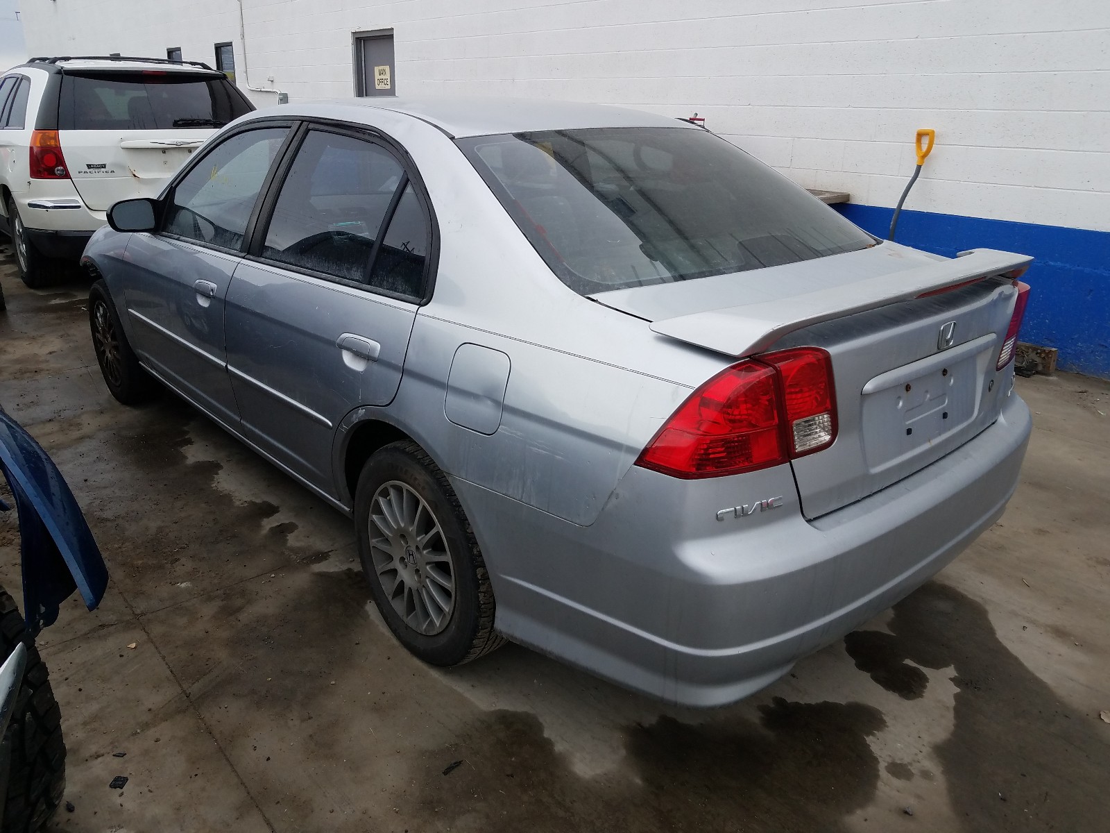 Photo 2 VIN: 2HGES16575H582028 - HONDA CIVIC LX 