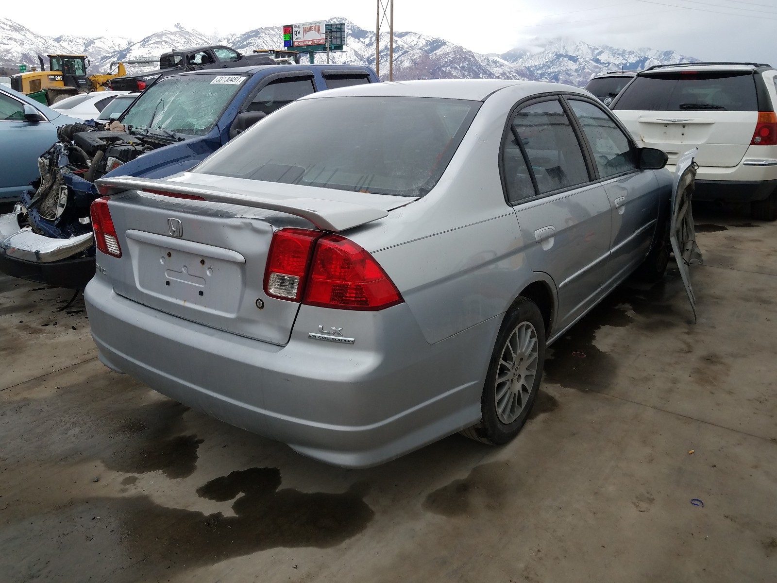 Photo 3 VIN: 2HGES16575H582028 - HONDA CIVIC LX 