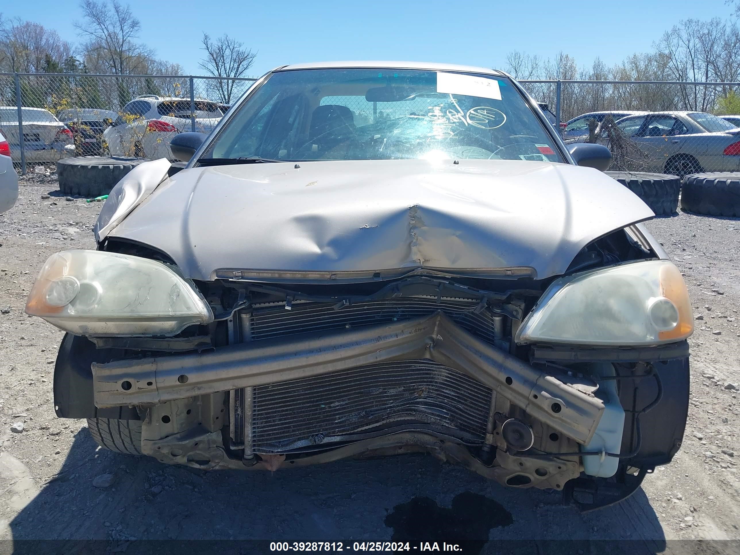 Photo 5 VIN: 2HGES16582H513568 - HONDA CIVIC 