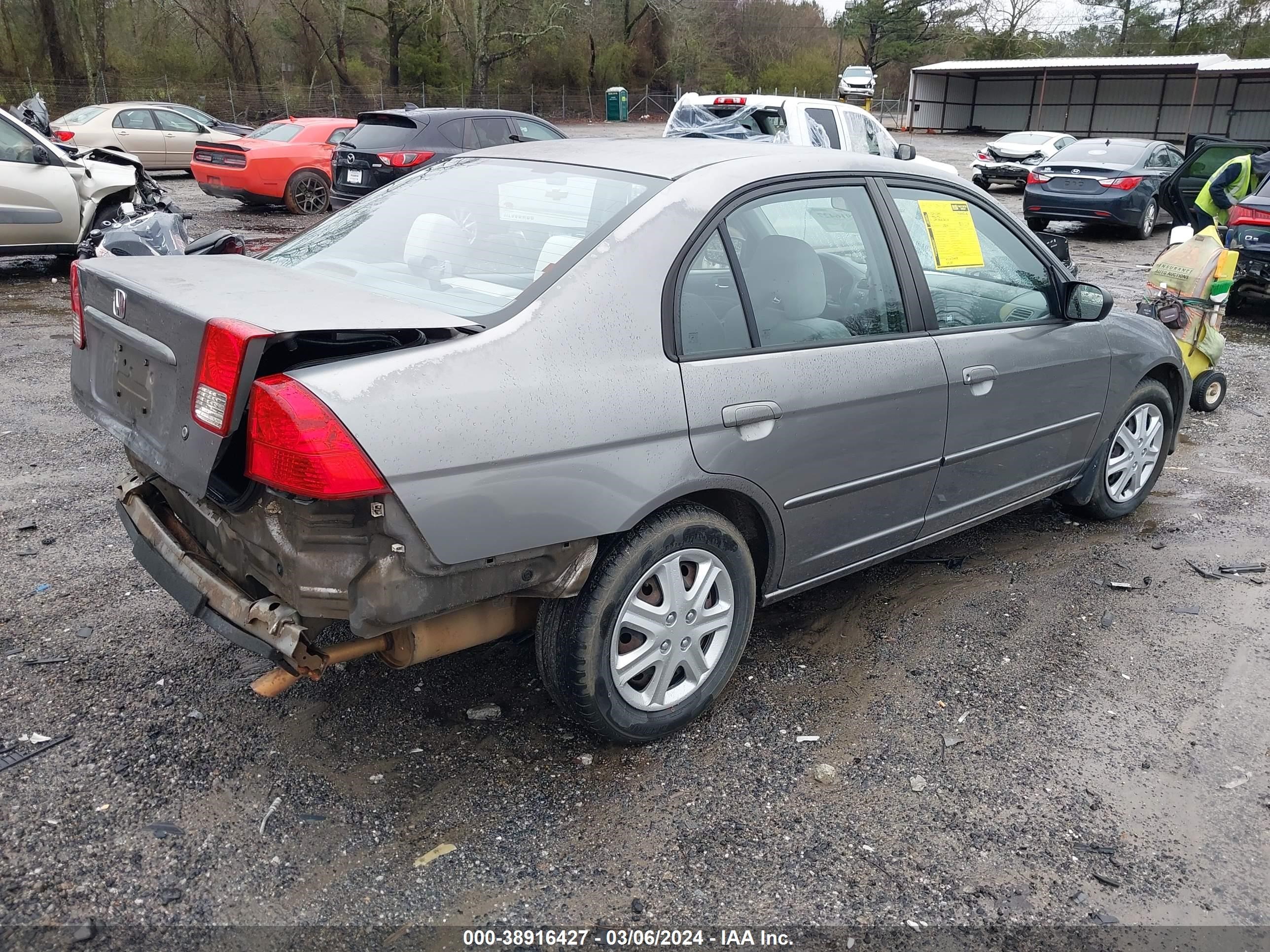 Photo 3 VIN: 2HGES16585H582247 - HONDA CIVIC 