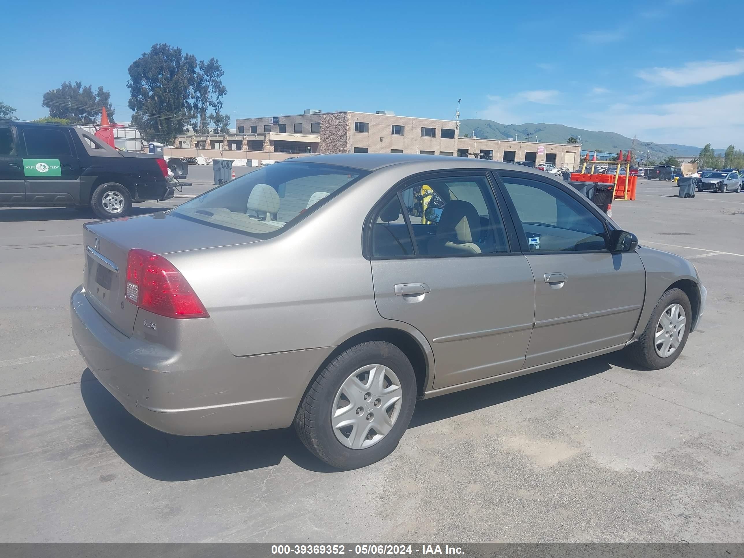 Photo 3 VIN: 2HGES16593H567723 - HONDA CIVIC 