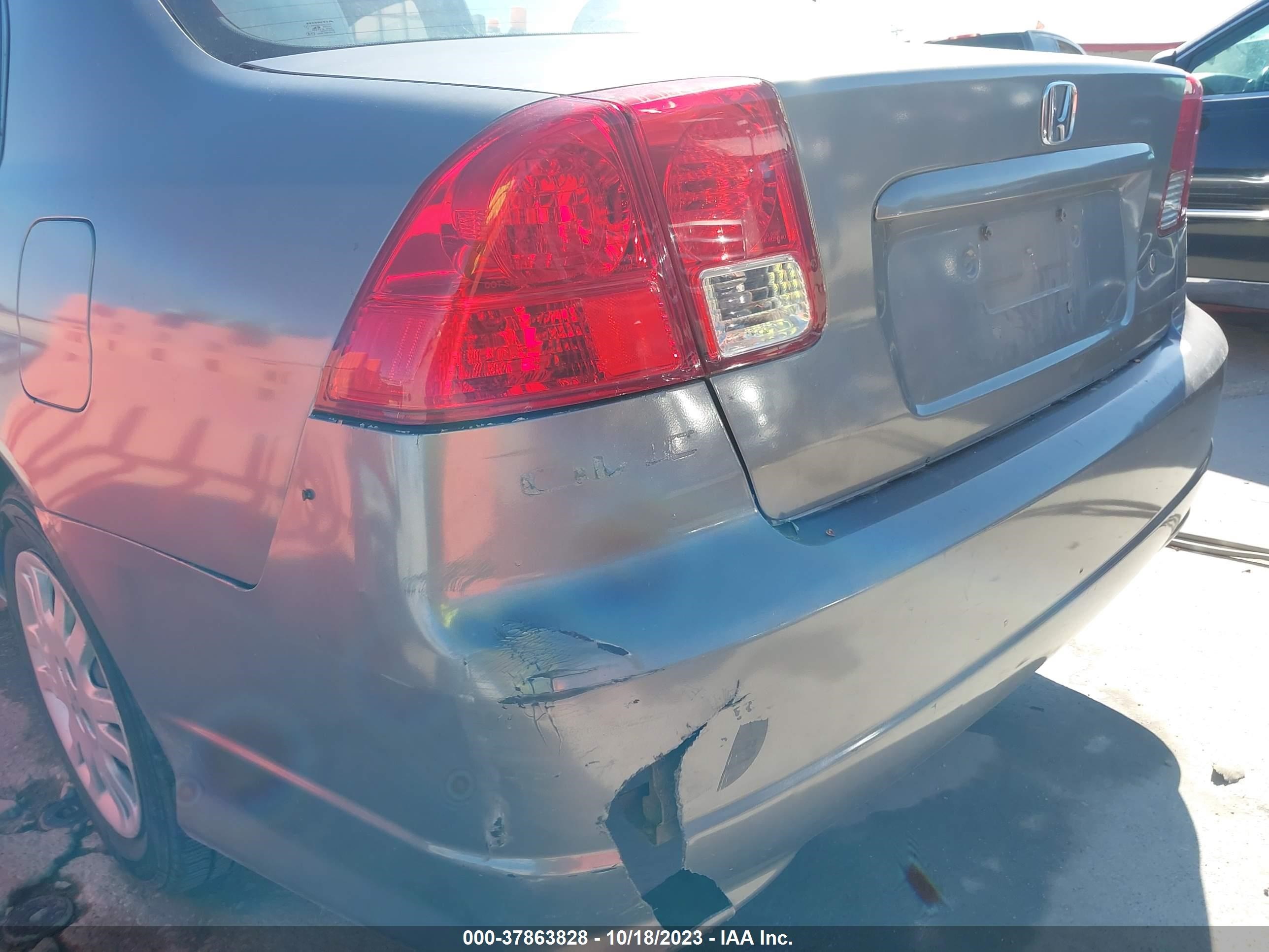 Photo 5 VIN: 2HGES16595H501207 - HONDA CIVIC 