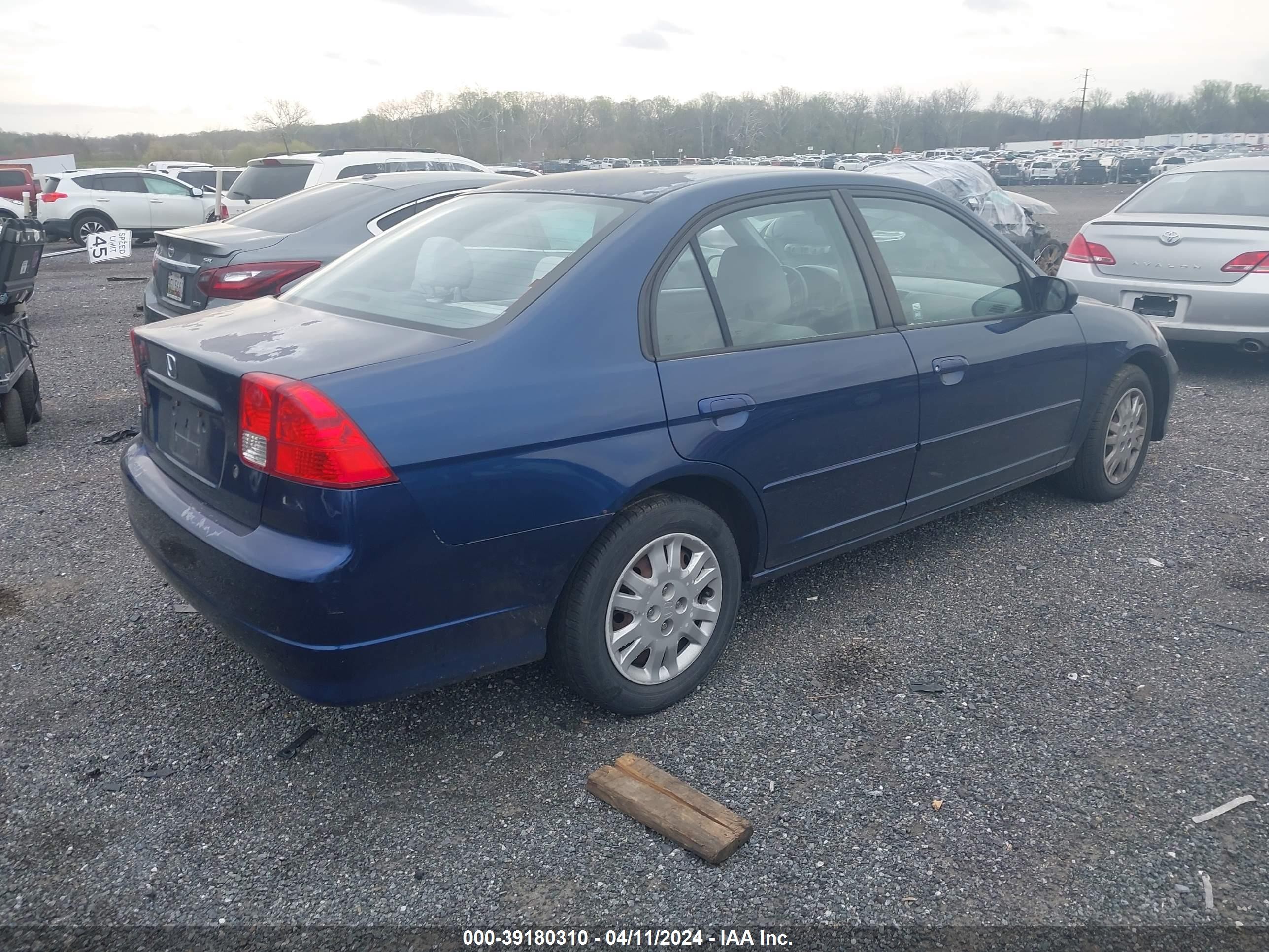 Photo 3 VIN: 2HGES165X5H534684 - HONDA CIVIC 