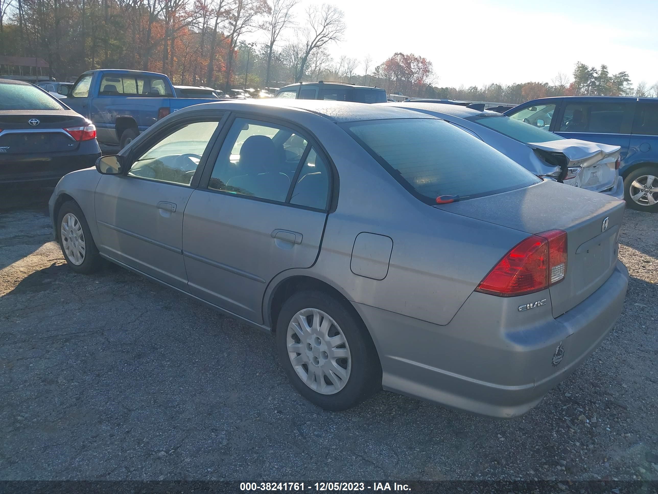 Photo 2 VIN: 2HGES165X5H593976 - HONDA CIVIC 