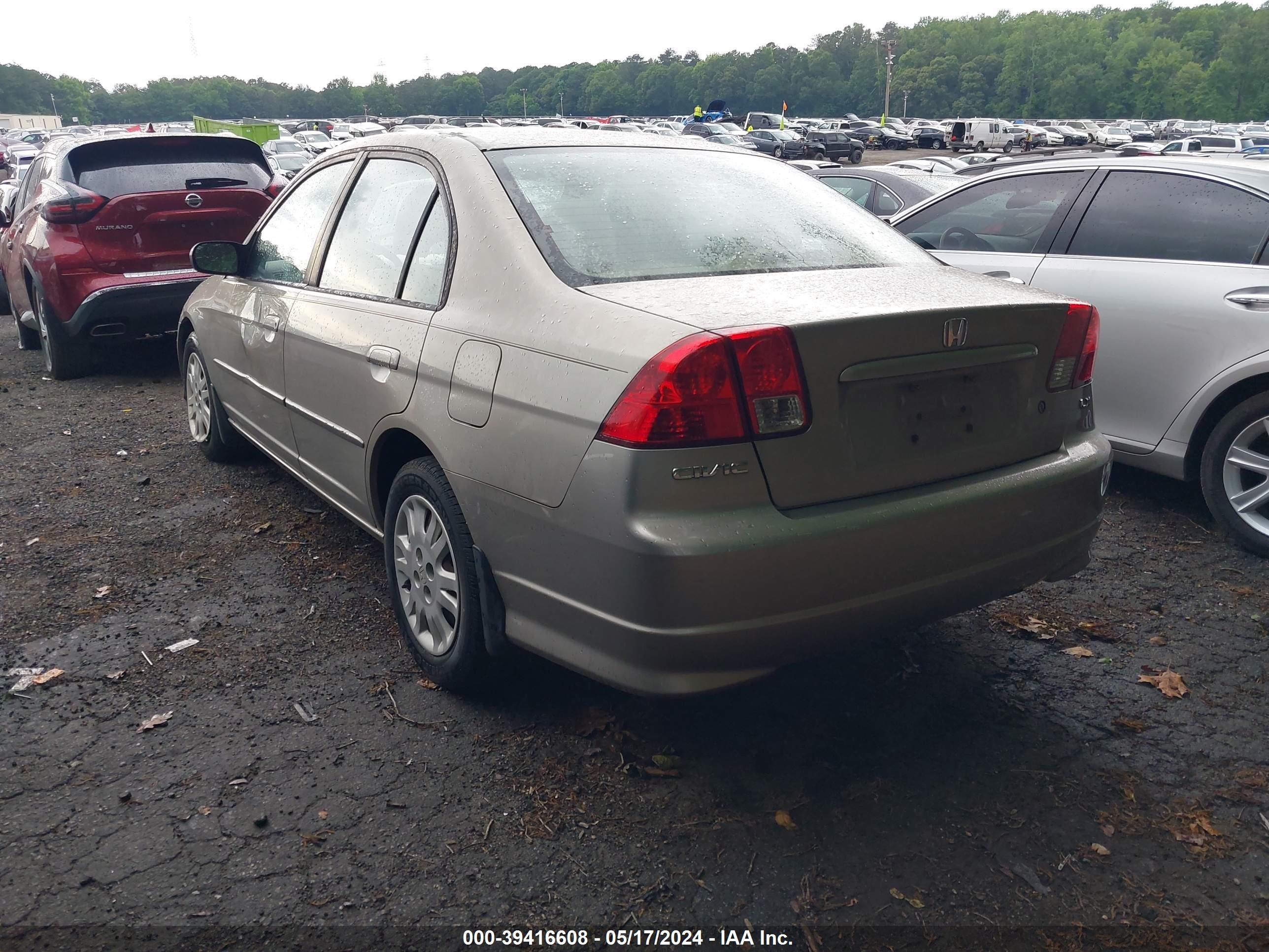 Photo 2 VIN: 2HGES165X5H628614 - HONDA CIVIC 