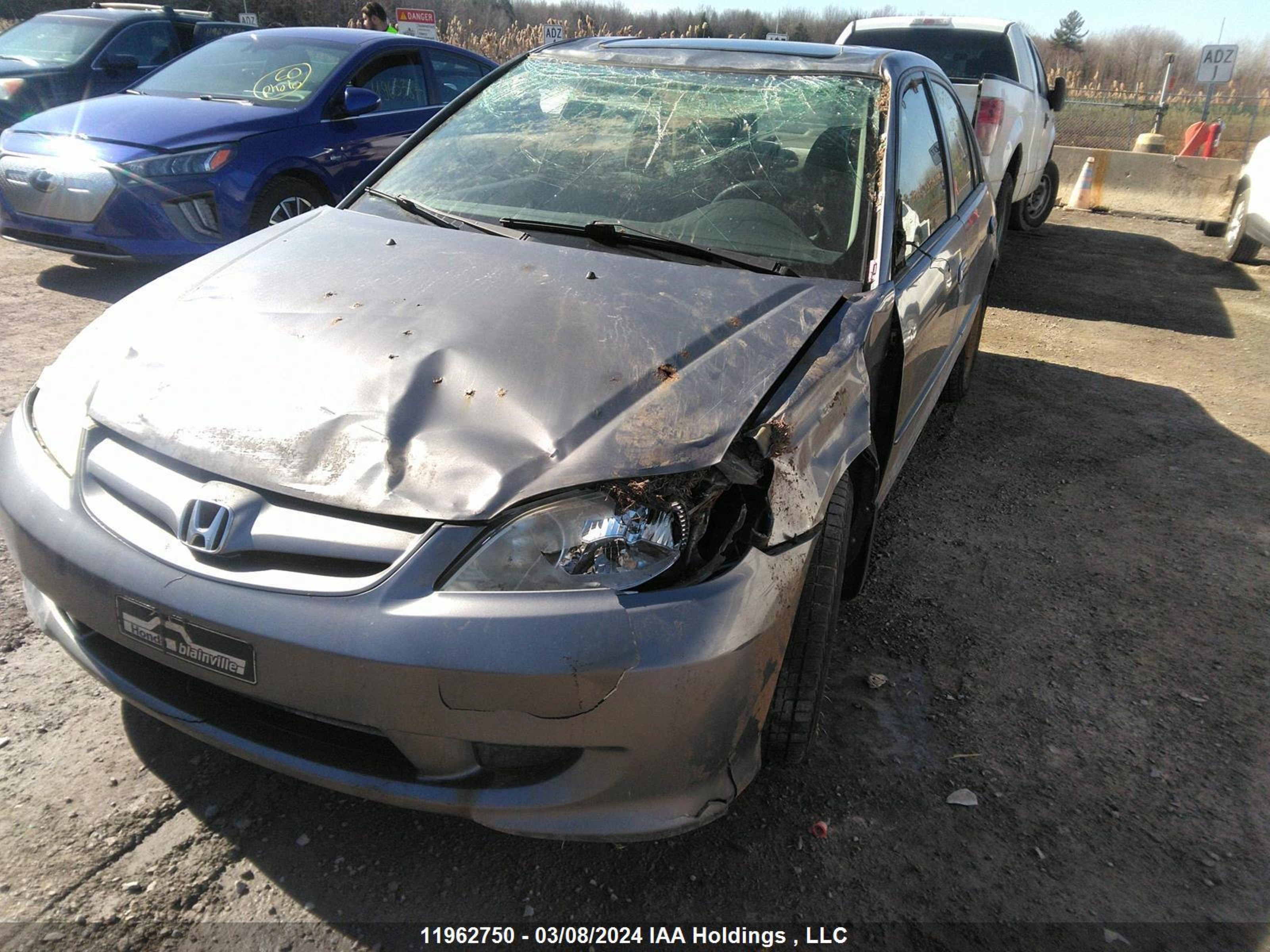 Photo 5 VIN: 2HGES16625H009529 - HONDA CIVIC 