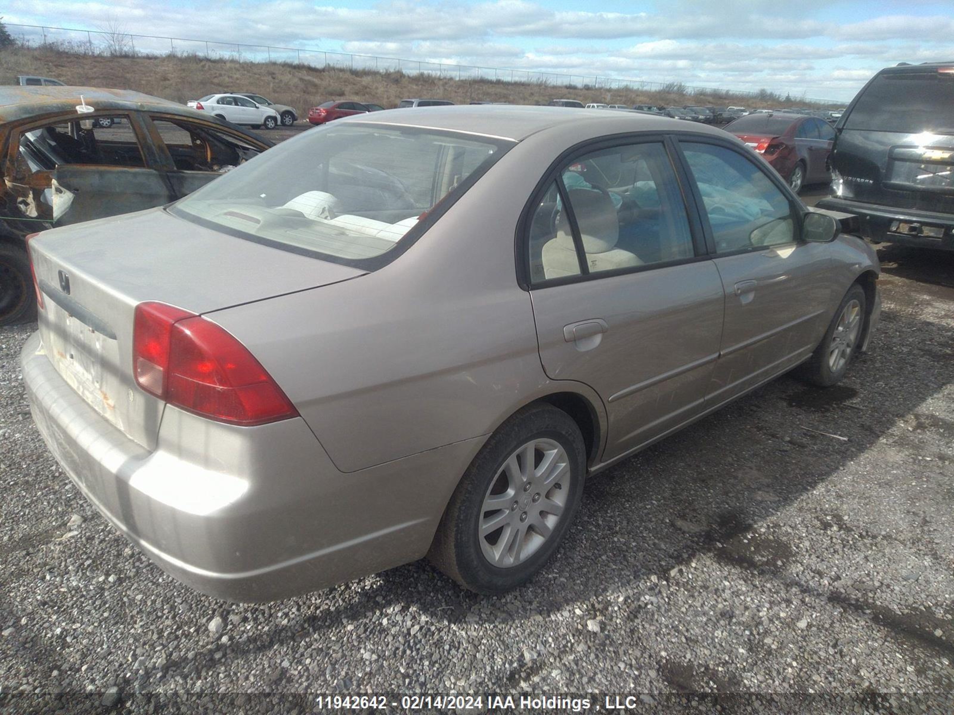 Photo 3 VIN: 2HGES16641H926191 - HONDA CIVIC 