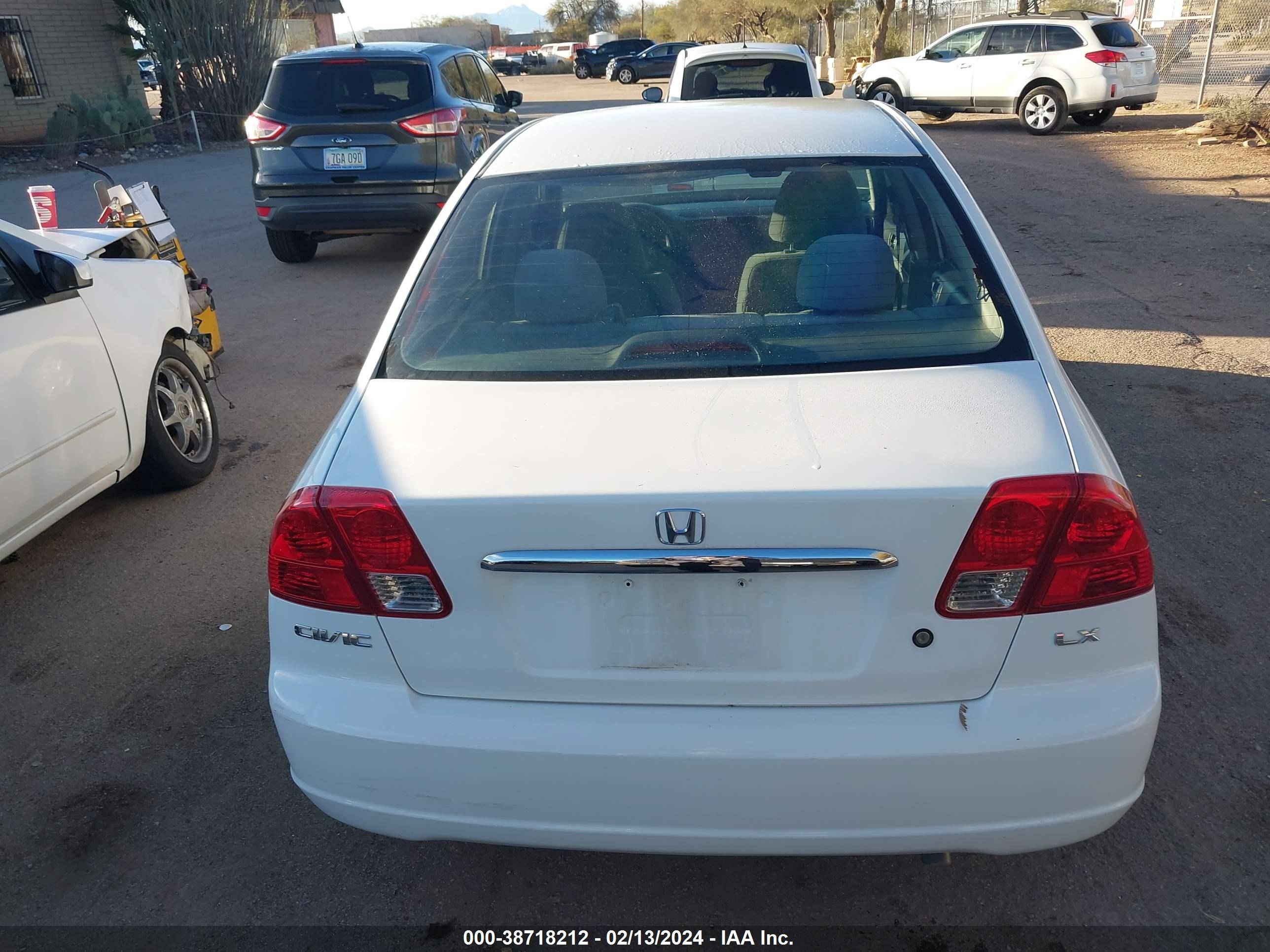 Photo 15 VIN: 2HGES16653H580851 - HONDA CIVIC 