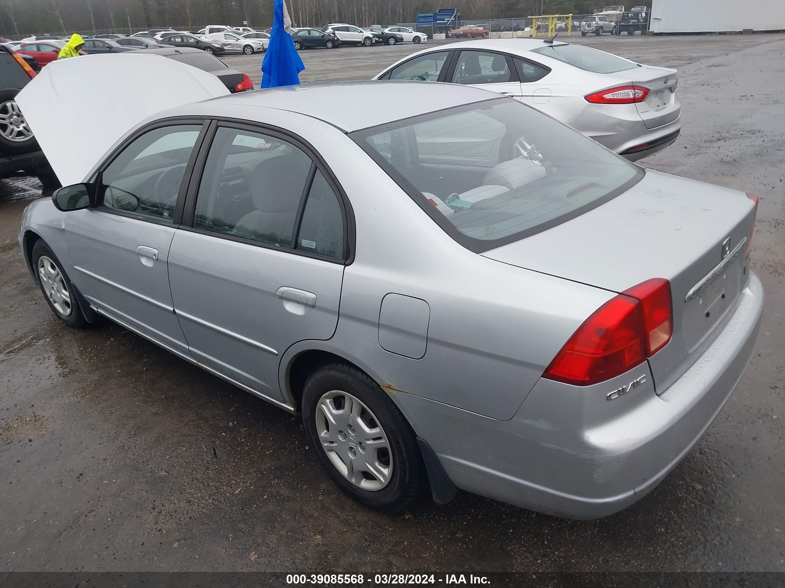 Photo 2 VIN: 2HGES16682H553853 - HONDA CIVIC 