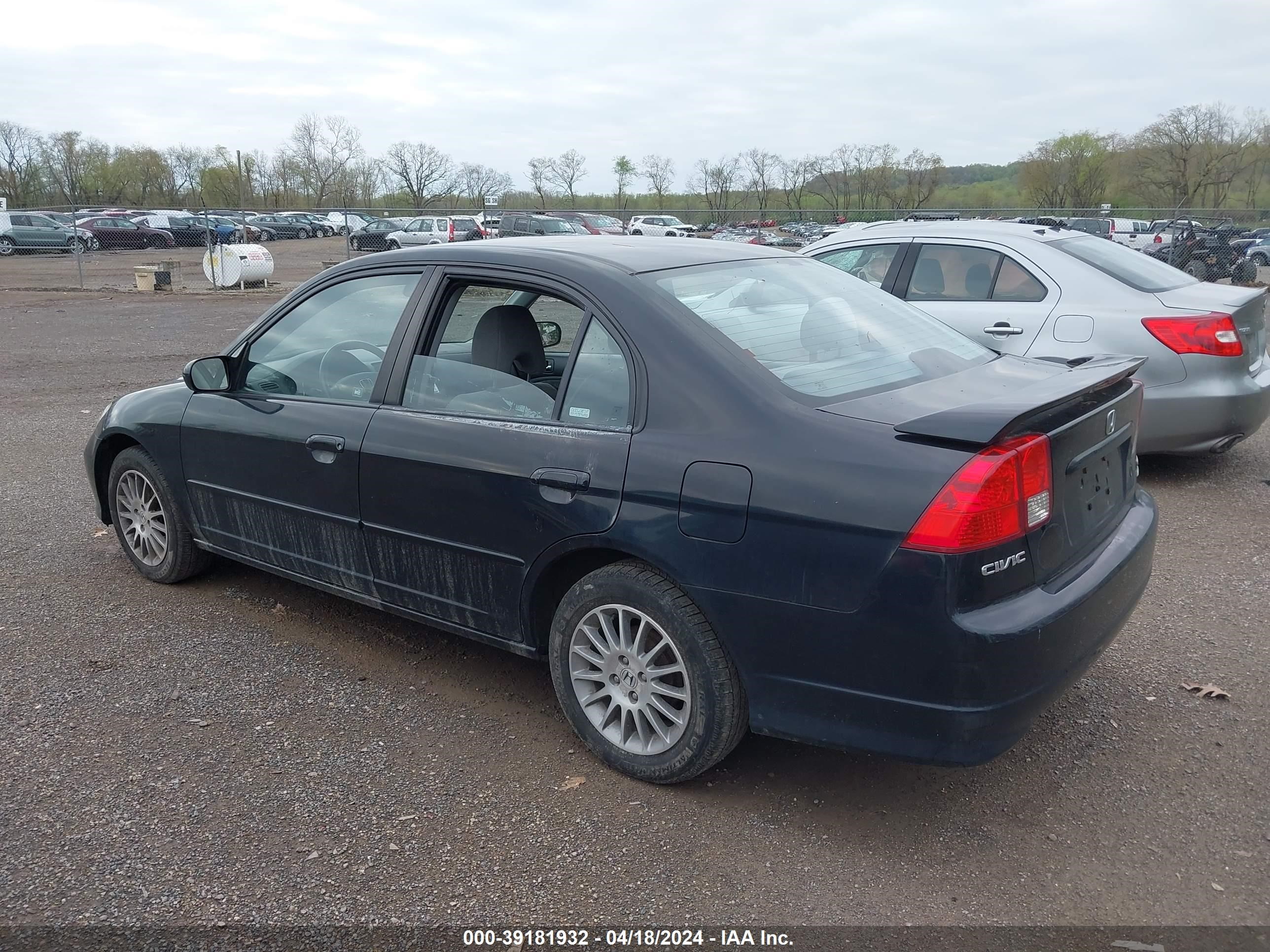 Photo 2 VIN: 2HGES26745H576744 - HONDA CIVIC 