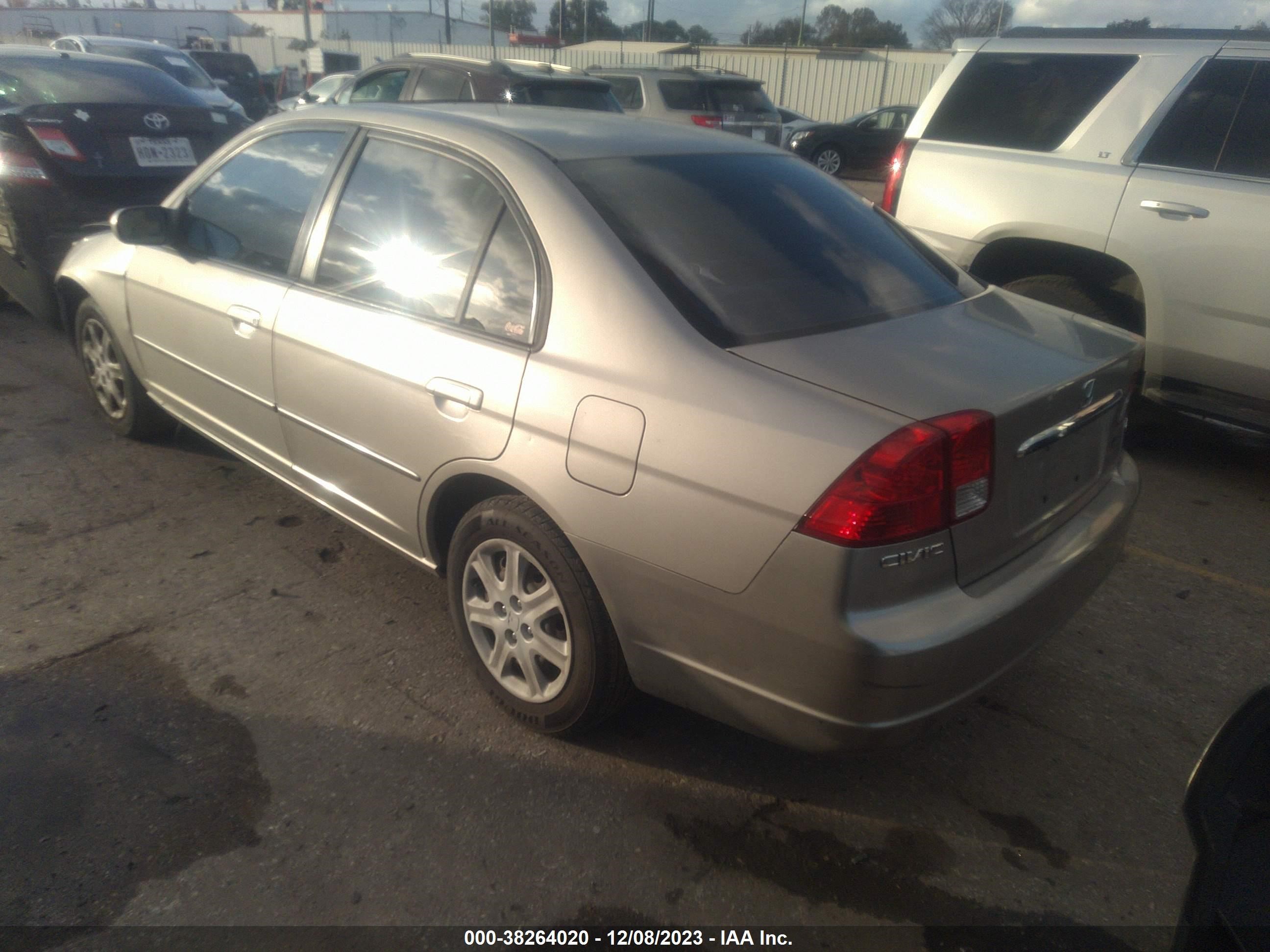 Photo 2 VIN: 2HGES26823H513664 - HONDA CIVIC 