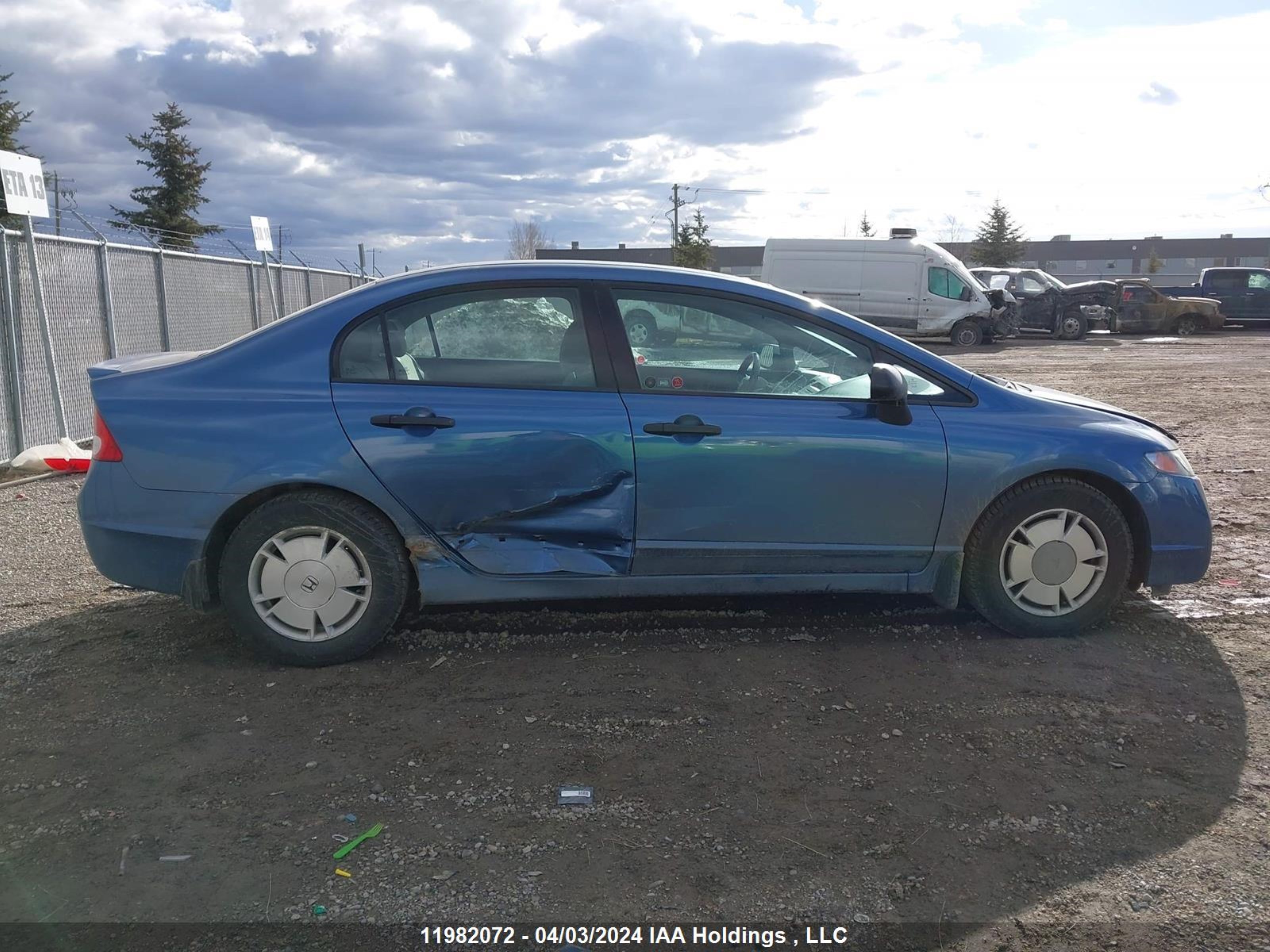 Photo 13 VIN: 2HGFA15449H013272 - HONDA CIVIC 