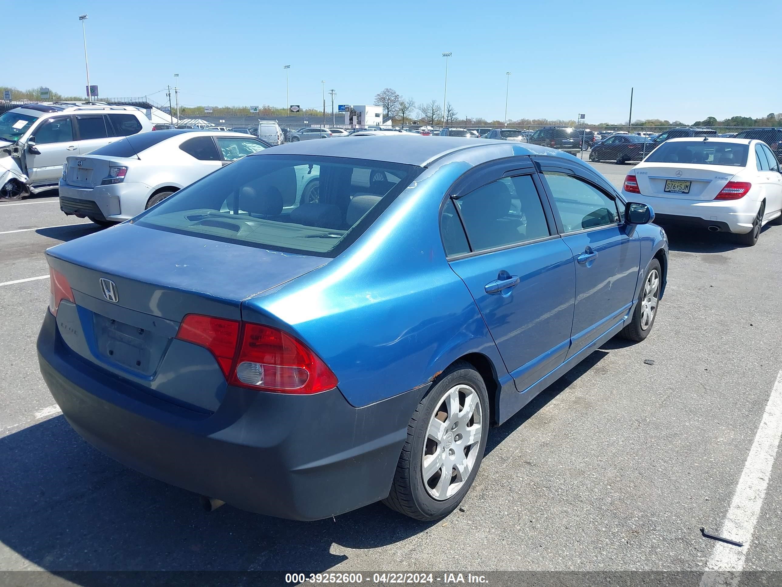 Photo 3 VIN: 2HGFA15566H526057 - HONDA CIVIC 