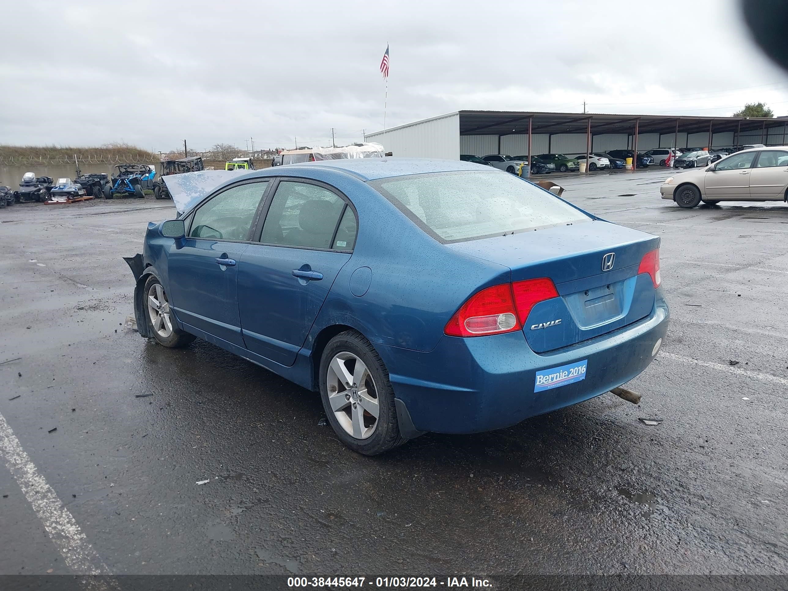 Photo 2 VIN: 2HGFA15818H510698 - HONDA CIVIC 