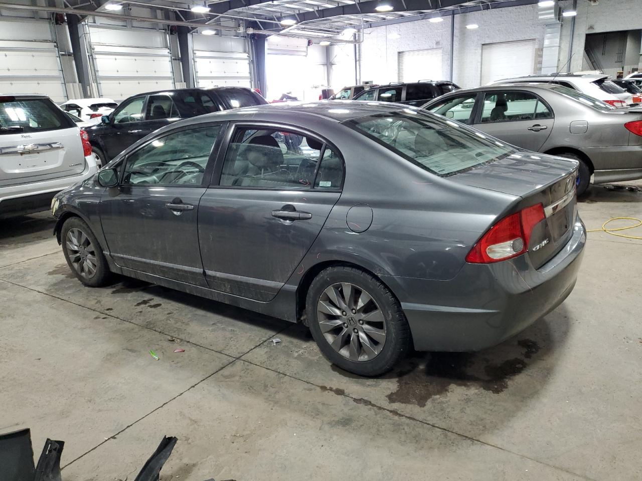 Photo 1 VIN: 2HGFA15979H318017 - HONDA CIVIC 