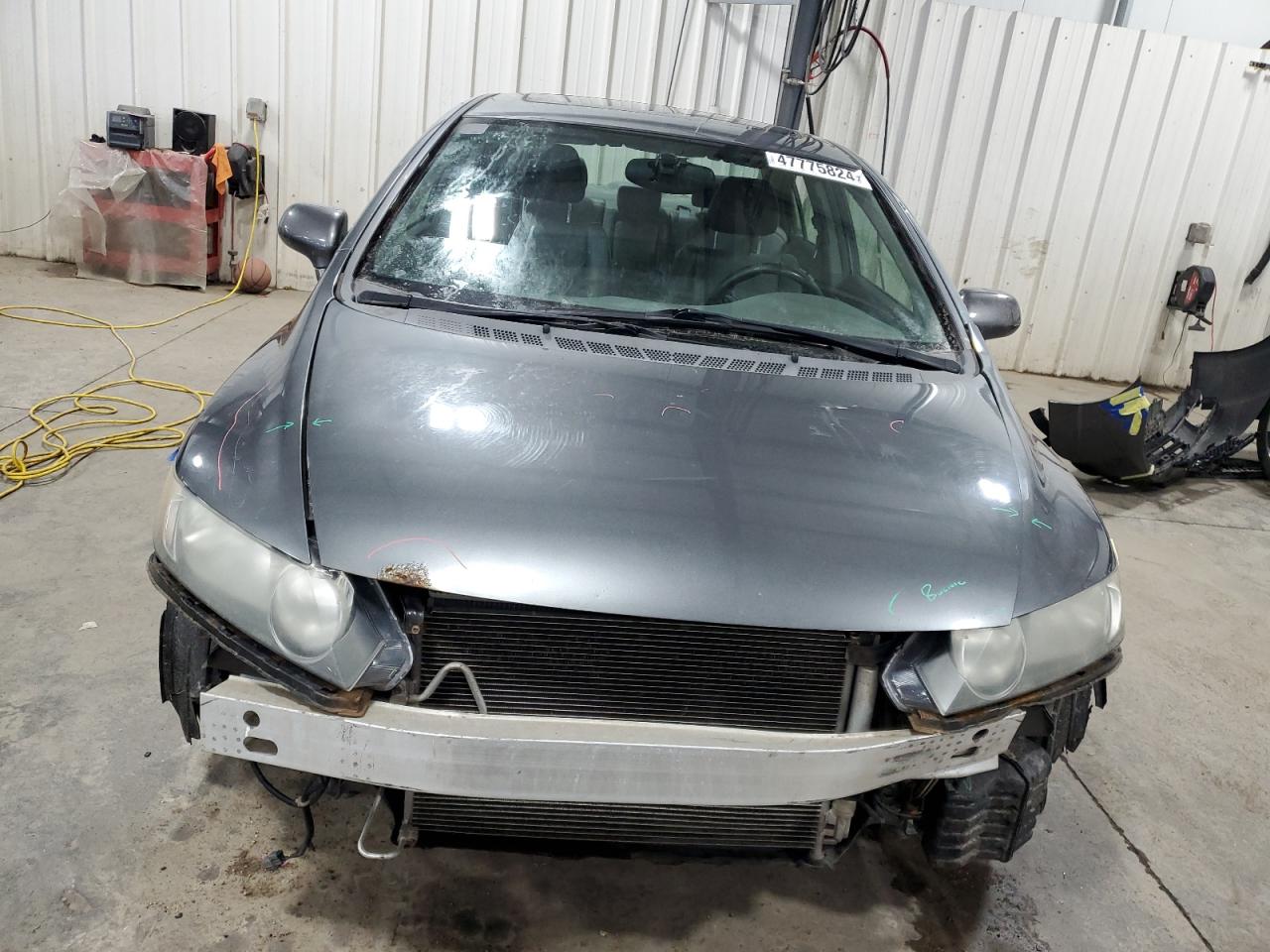 Photo 4 VIN: 2HGFA15979H318017 - HONDA CIVIC 