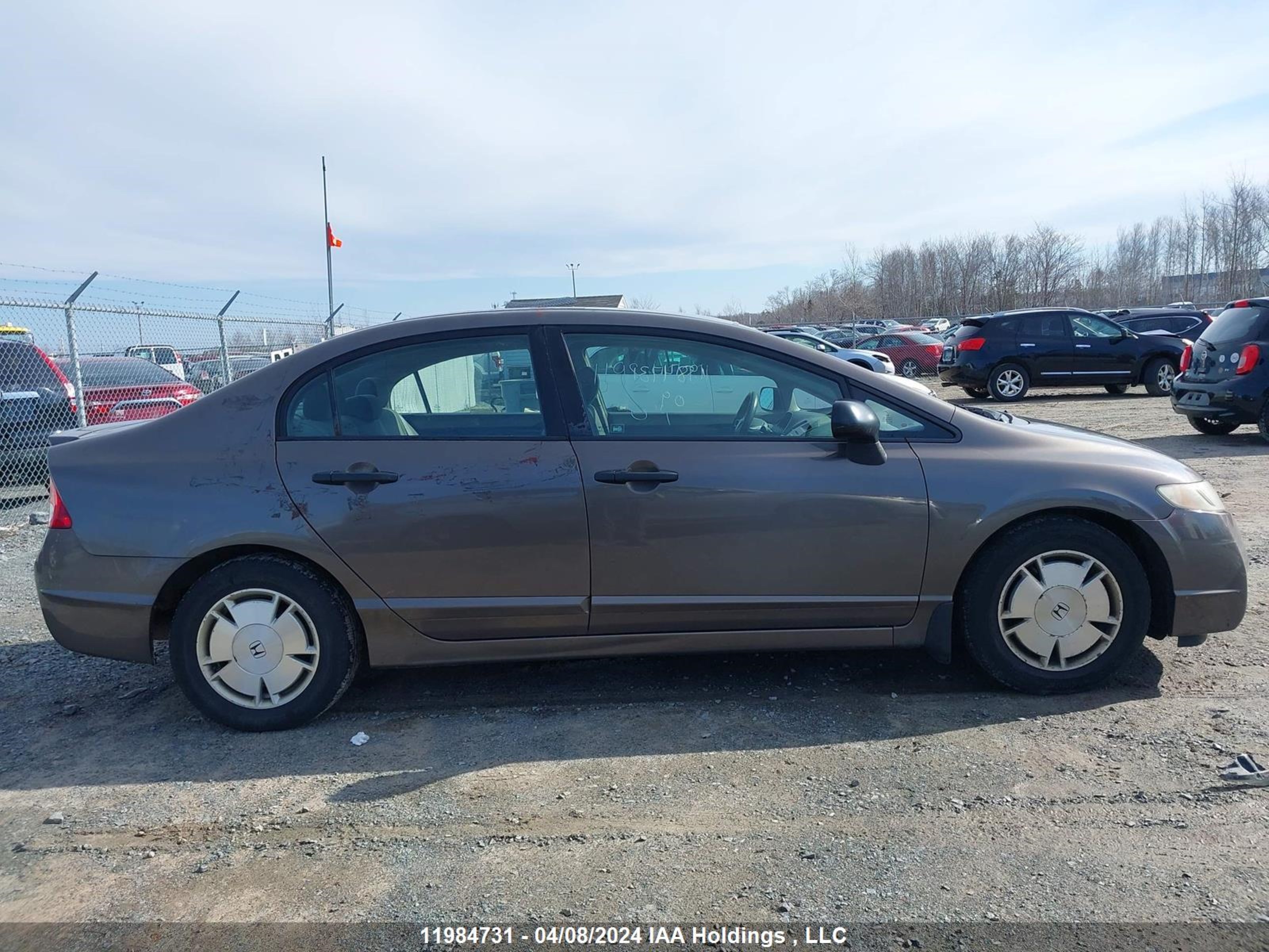 Photo 13 VIN: 2HGFA16449H028093 - HONDA CIVIC 