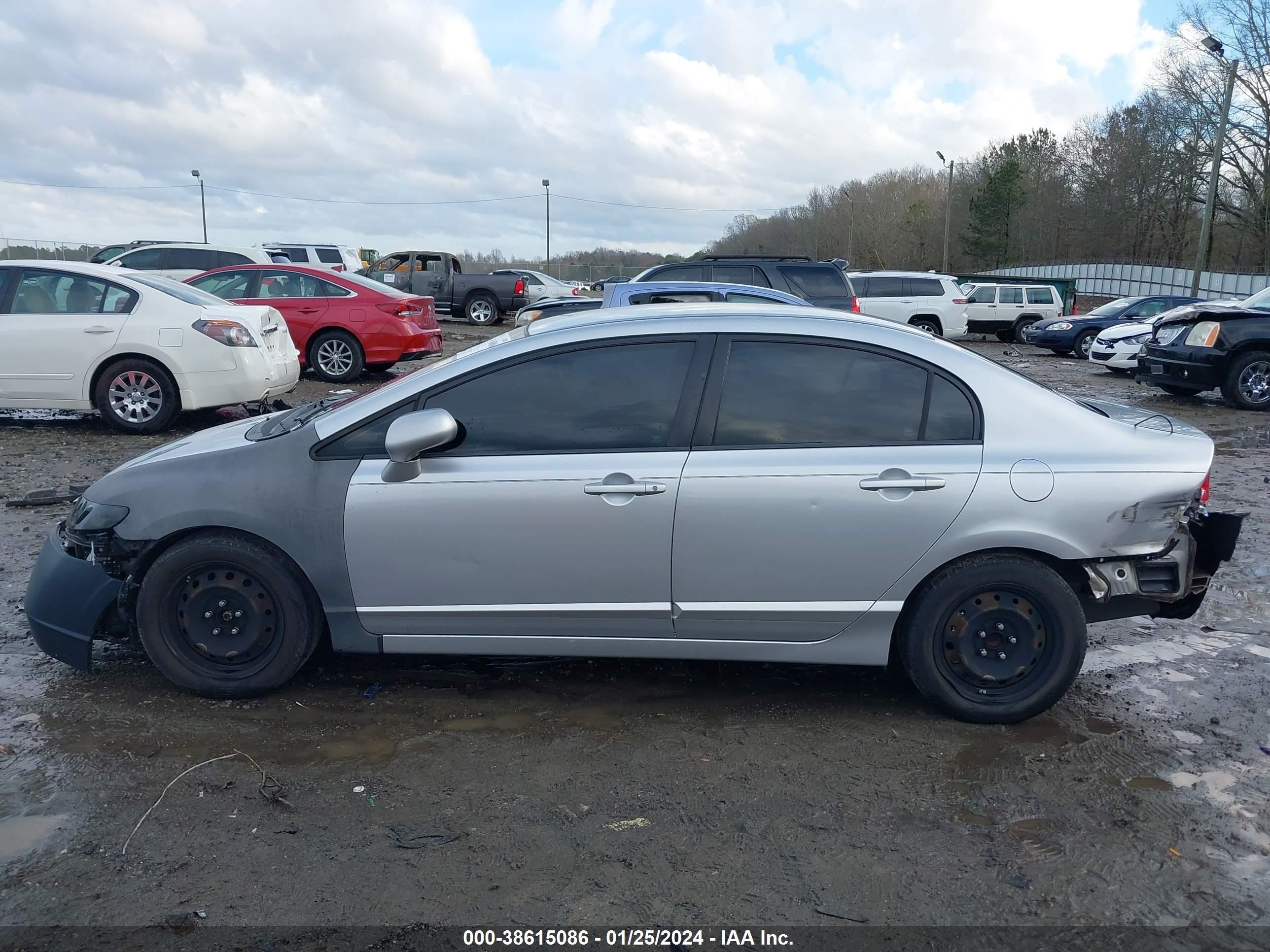 Photo 13 VIN: 2HGFA16508H350401 - HONDA CIVIC 