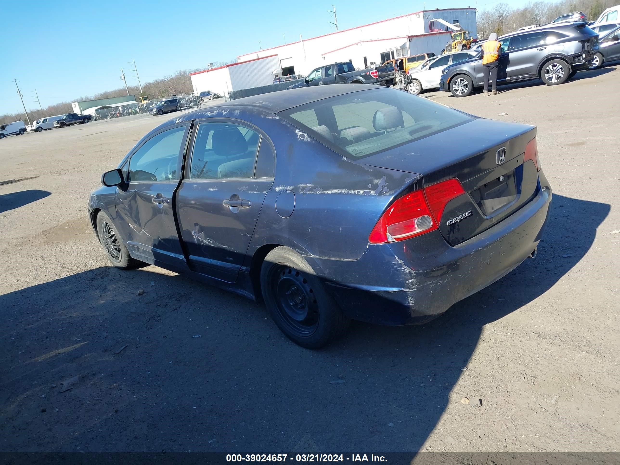 Photo 2 VIN: 2HGFA16528H520032 - HONDA CIVIC 