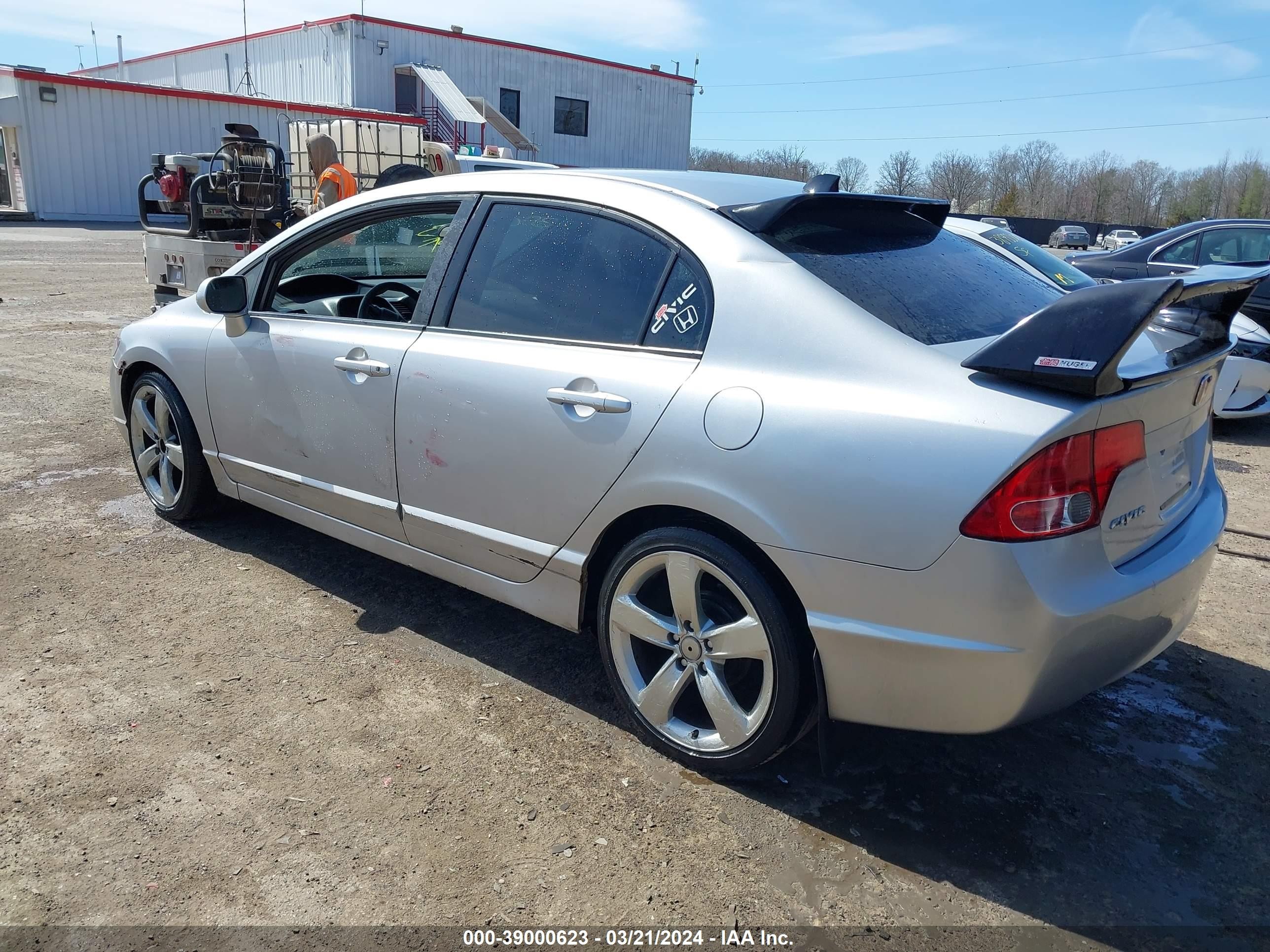 Photo 2 VIN: 2HGFA16538H328697 - HONDA CIVIC 