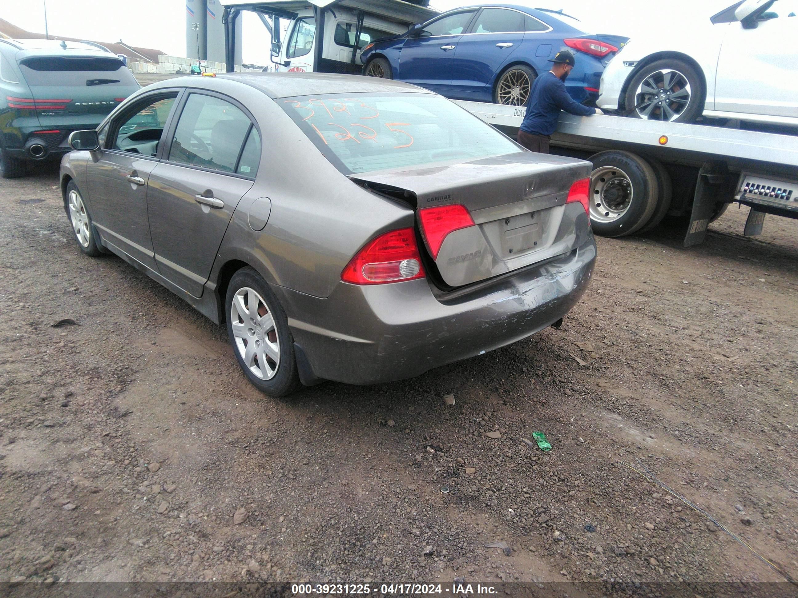 Photo 2 VIN: 2HGFA16588H316982 - HONDA CIVIC 